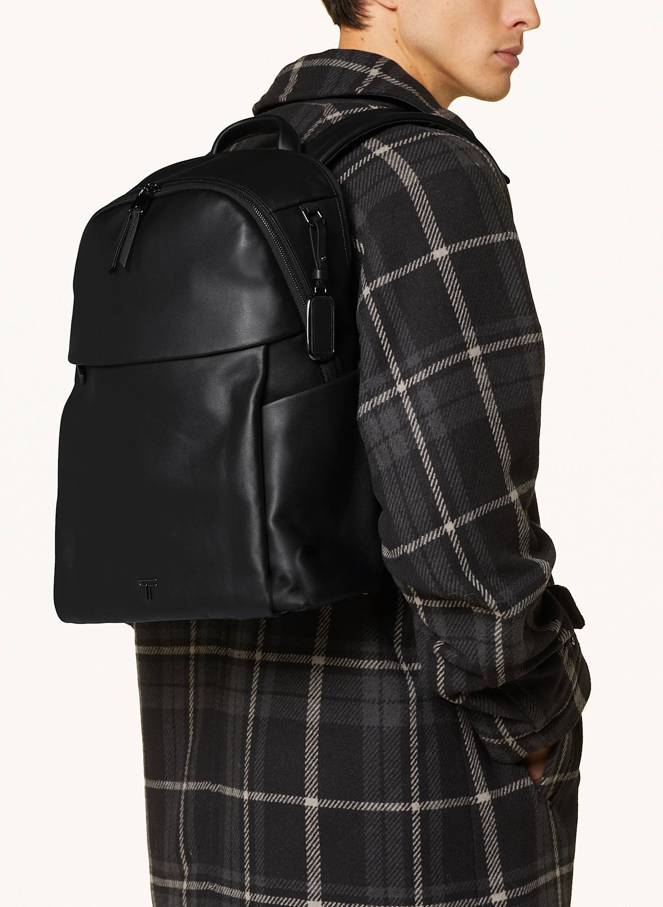 TUMI VOYAGEUR backpack RAINA BACKPACK with laptop compartment in black