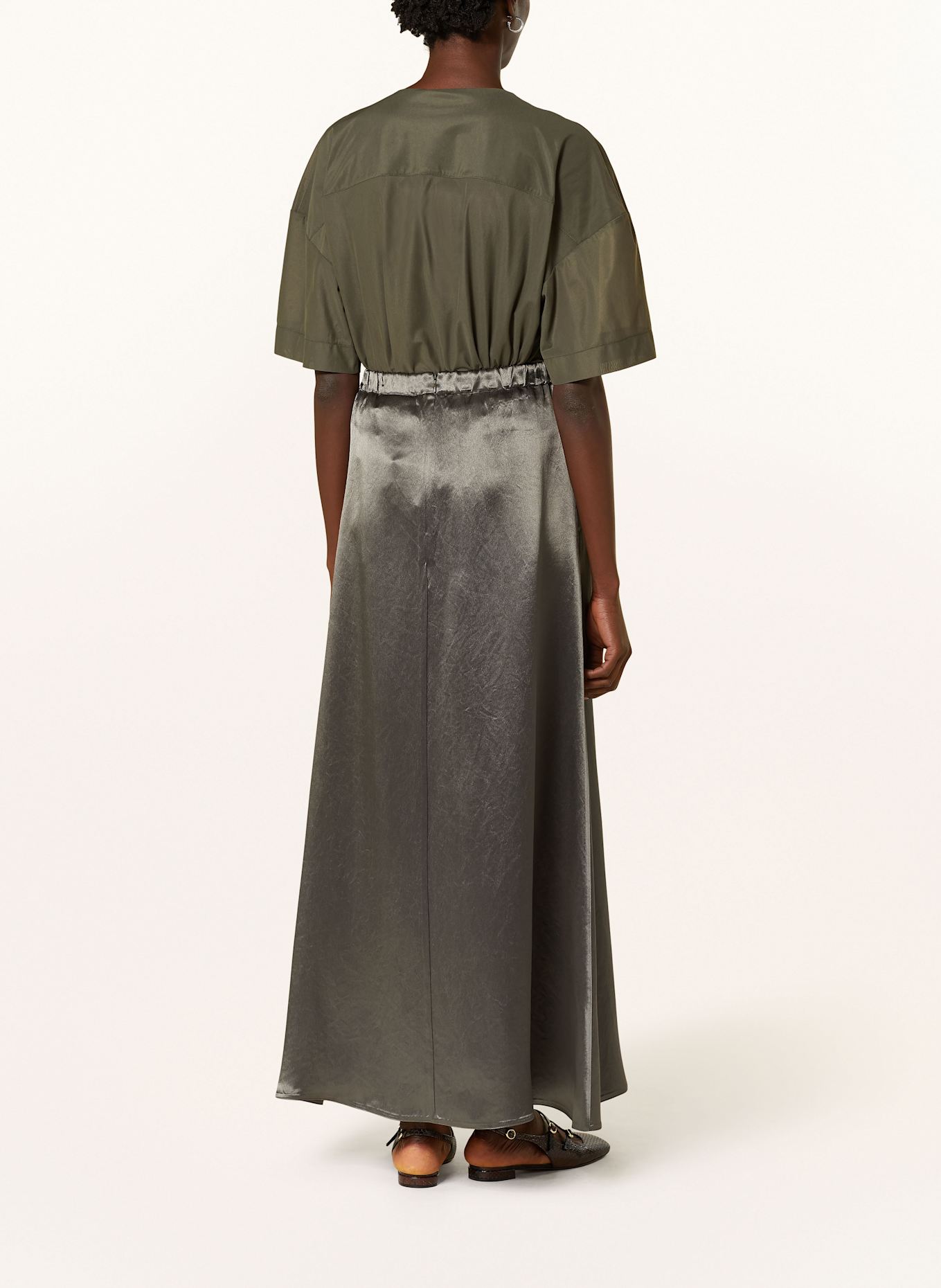 MM by Max Mara Satinrock NUEVO: DUNKELGRÜN