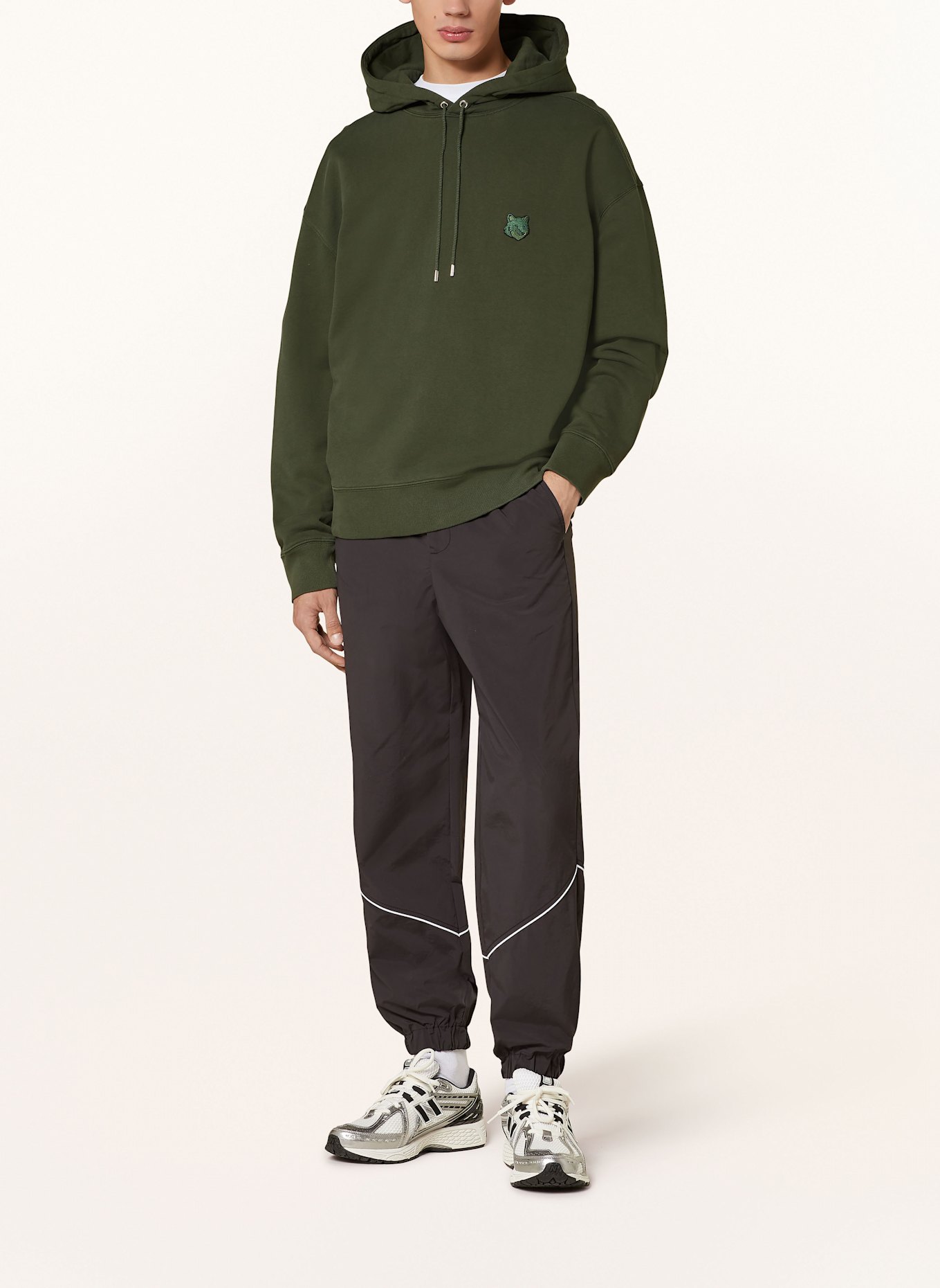 MAISON KITSUNÉ Spodnie dresowe z lampasami: CZARNY