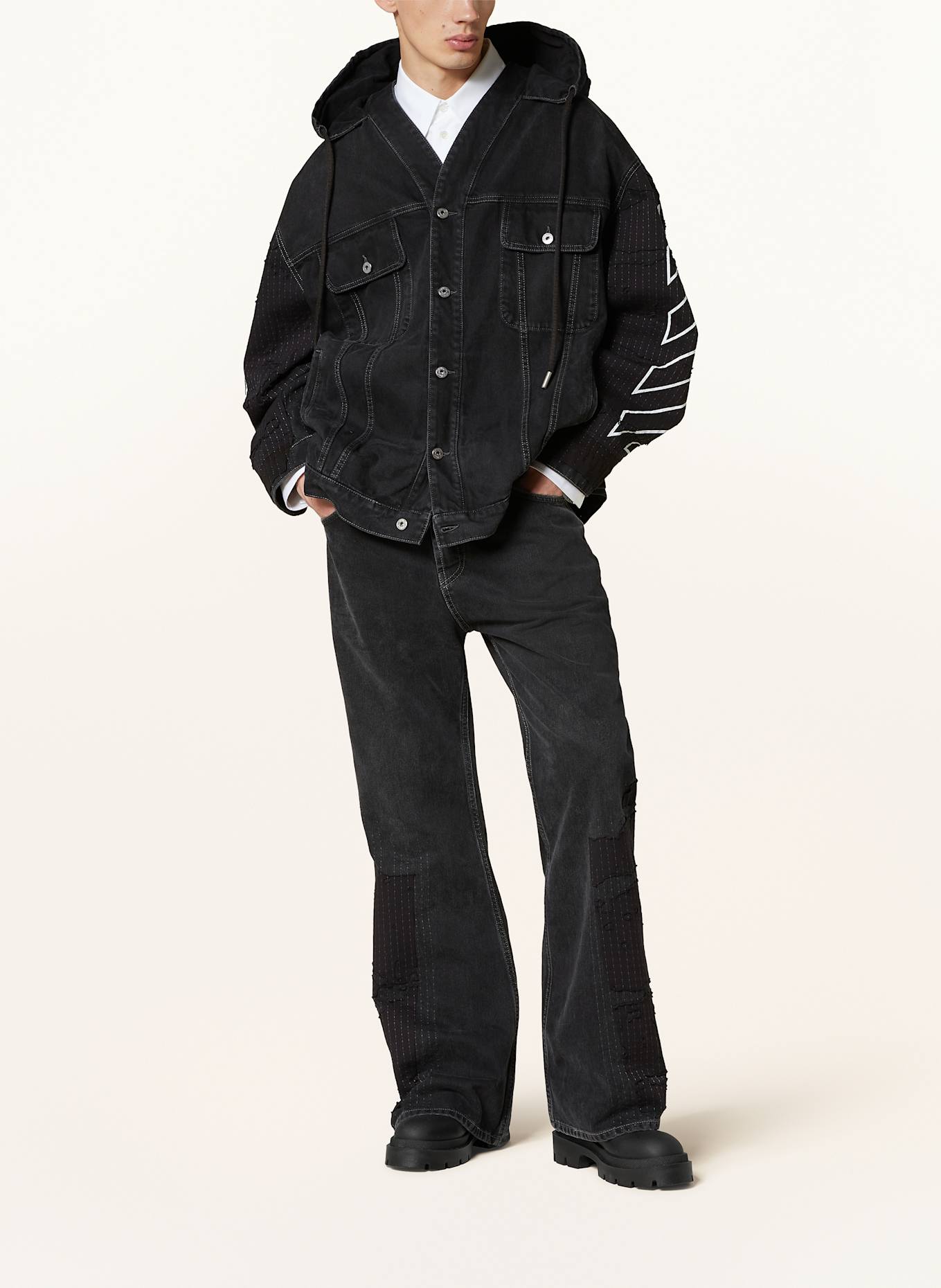 Off White Denim jacket in 303 vintage black