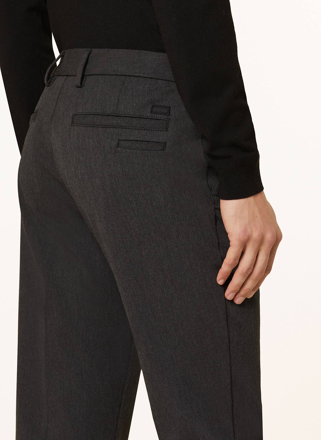 BOSS Chino kalhoty KAITON Slim Fit, Barva: ČERNÁ (Obrázek 6)