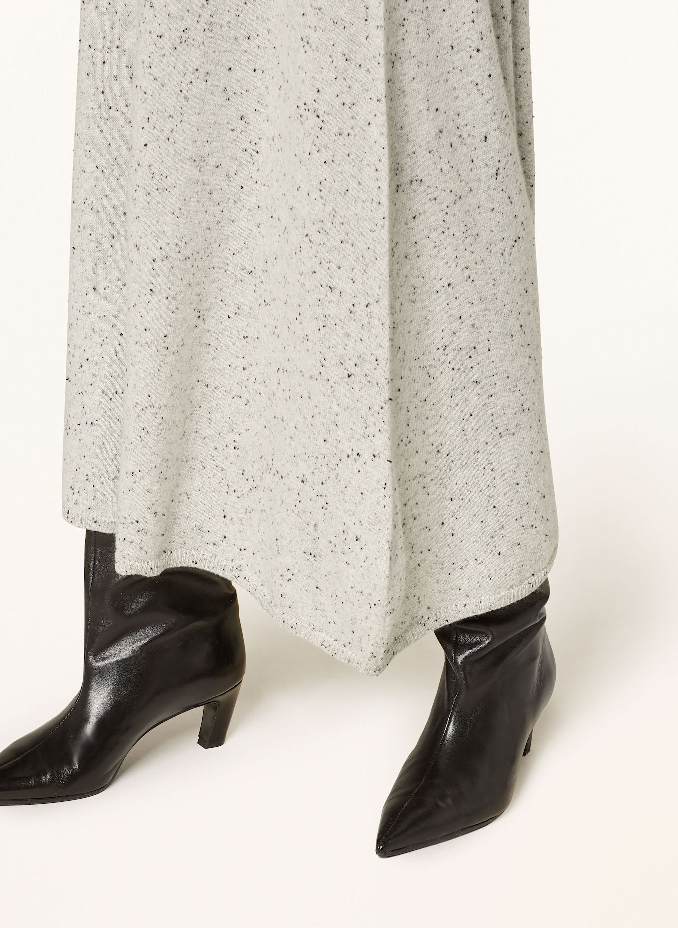 MRS & HUGS Kašmírová úpletová sukně: SVĚTLE ŠEDÁ / ČERNÁ