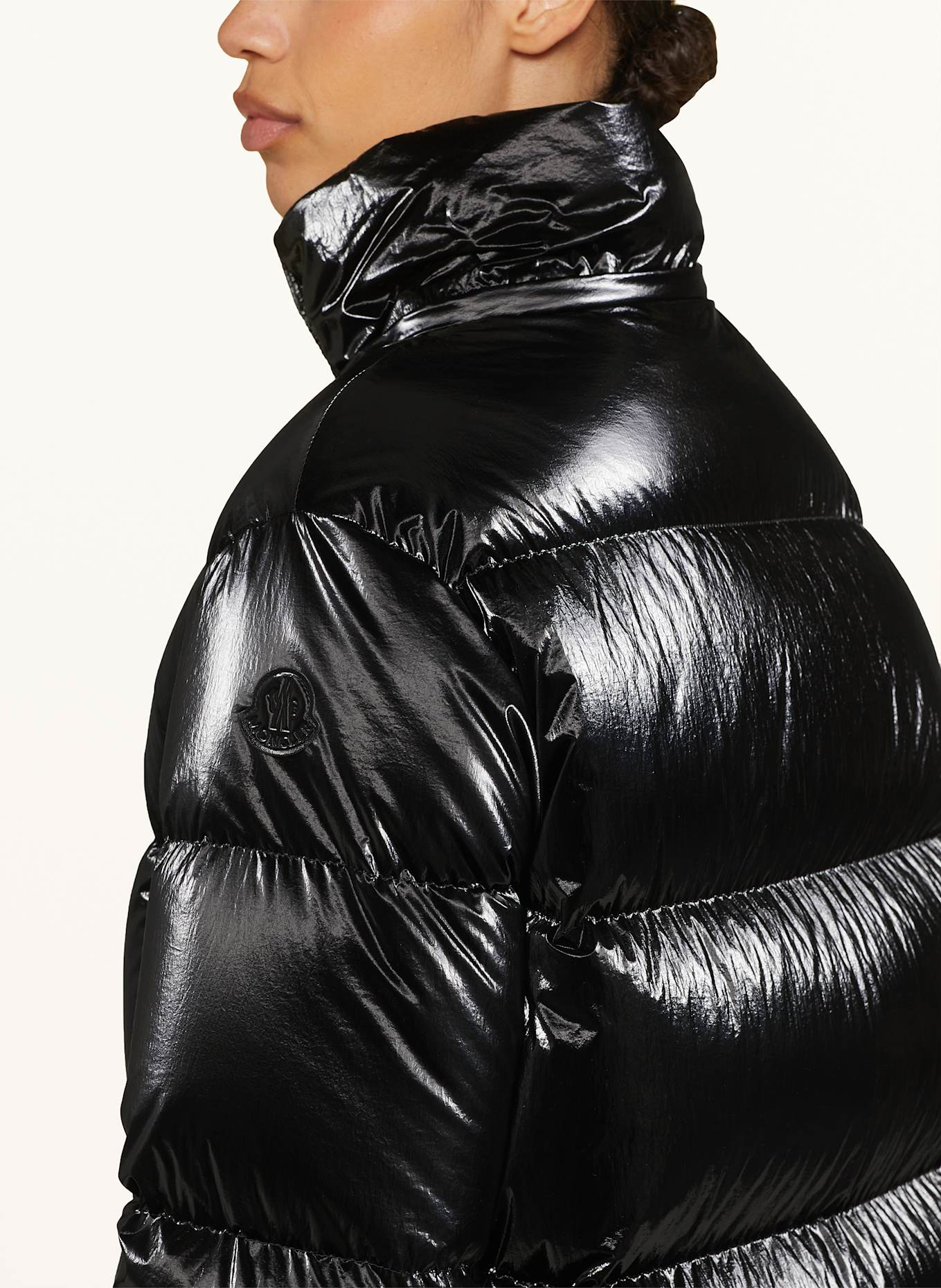 MONCLER Daunenjacke HANAU mit abnehmbarer Kapuze und Kunstfell: SCHWARZ