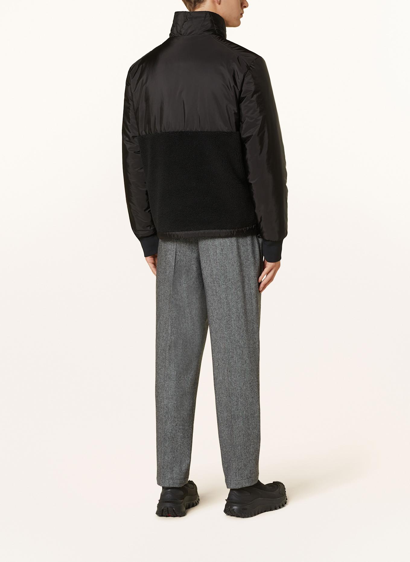 MONCLER Daunenjacke VALLORCH zum Wenden mit Teddyfell: SCHWARZ