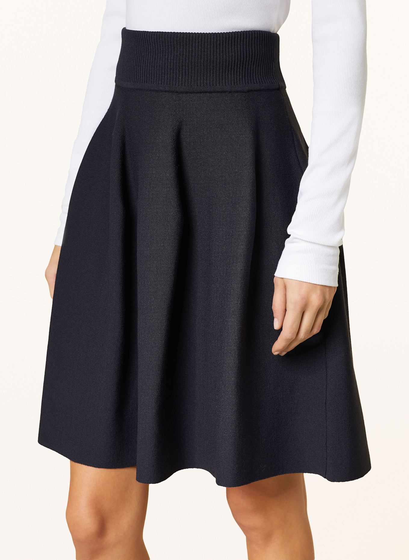 Rich & Royal Knit skirt: DARK BLUE