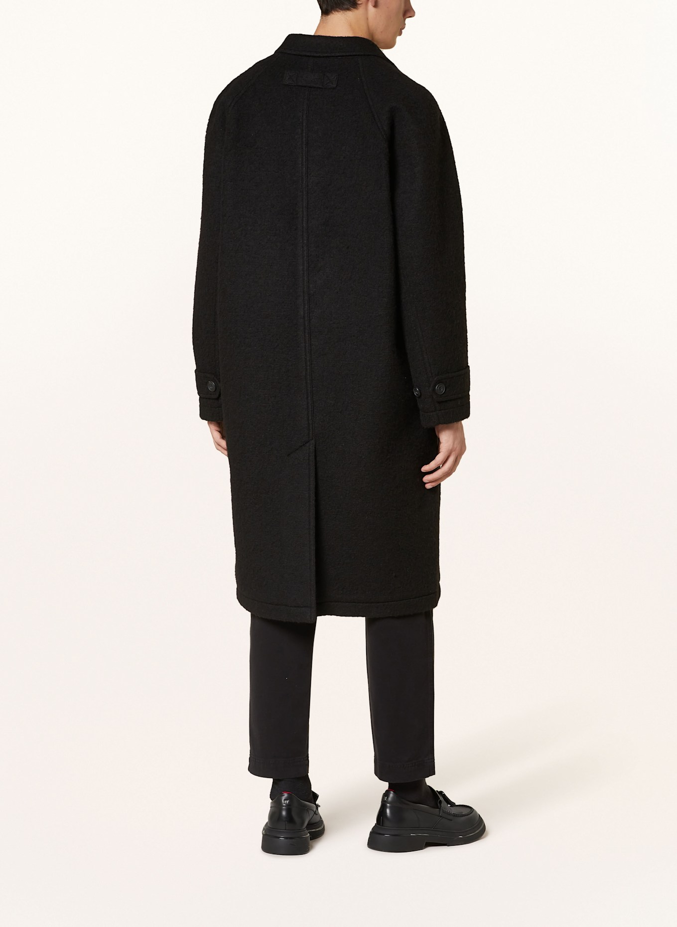 HUGO Coat MAUREL2441: BLACK