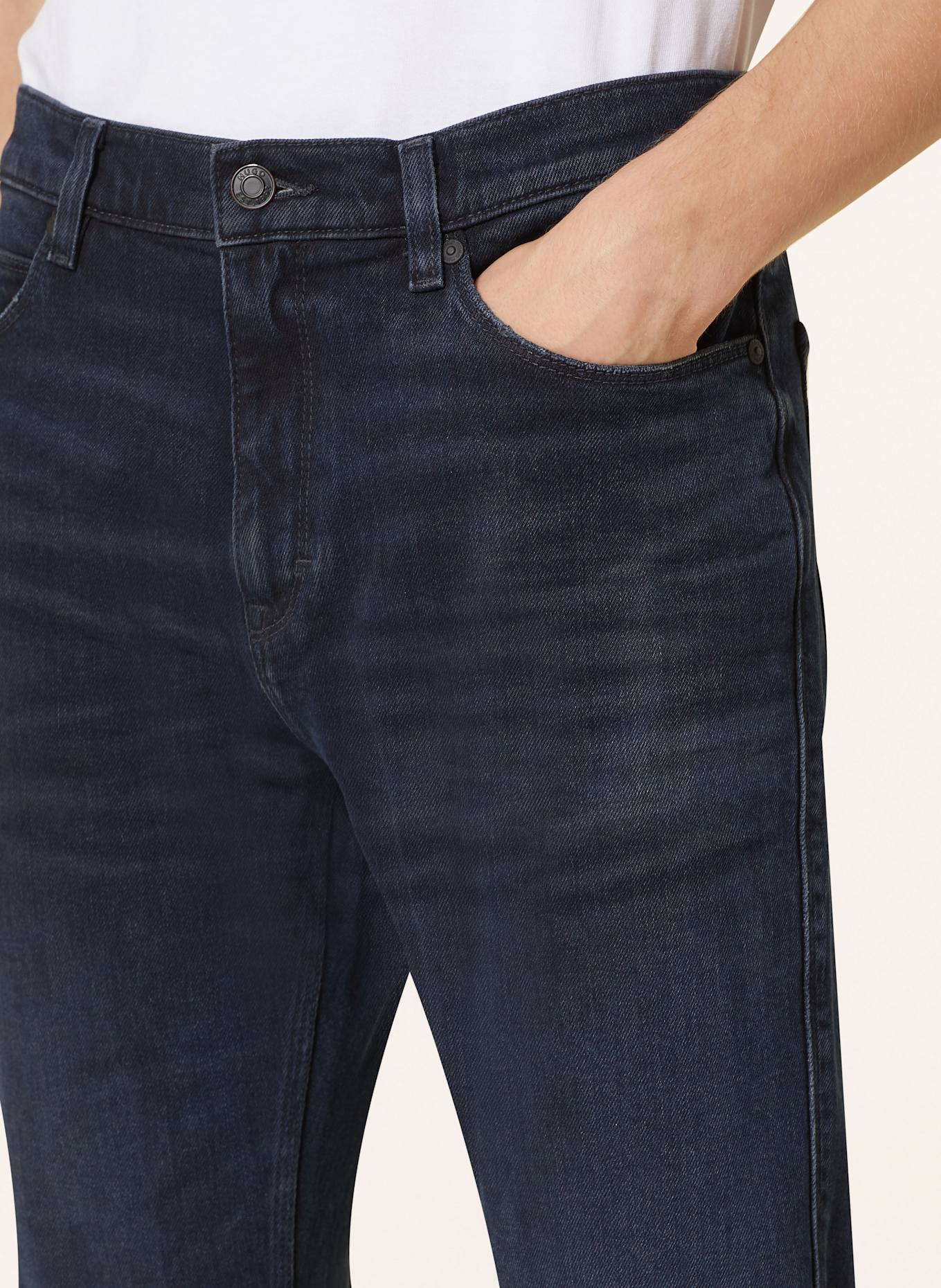 HUGO Jeansy 708 slim fit, Kolor: 407 DARK BLUE (Obrazek 5)