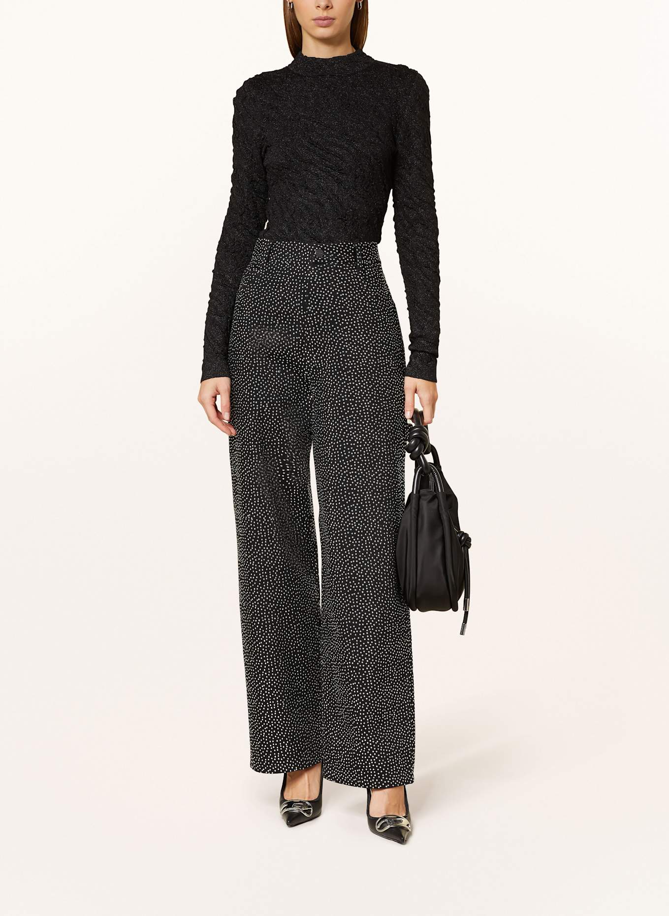 GESTUZ Svetr PILLAGZ s průstřihem a třpytivou přízí: ČERNÁ