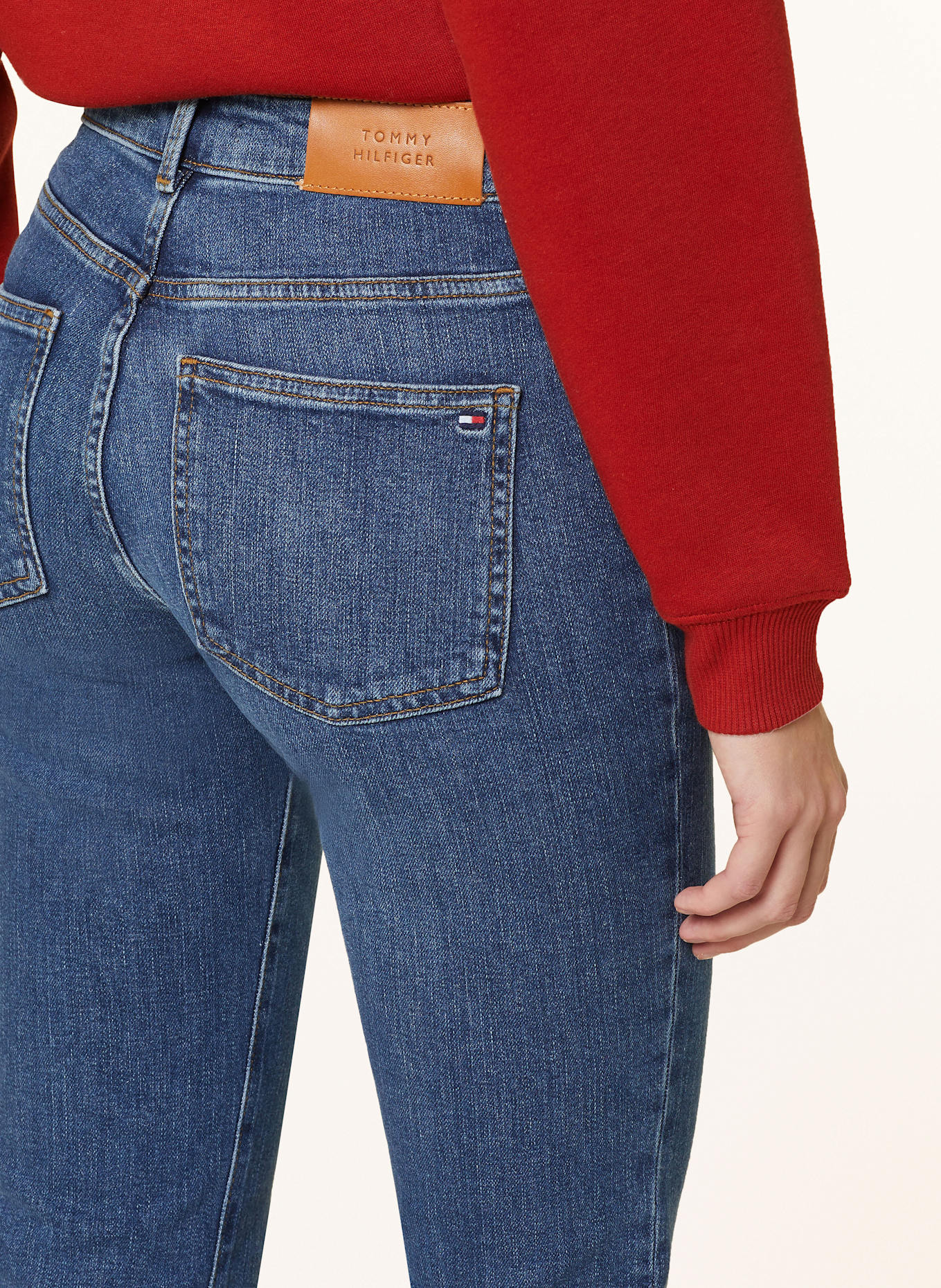 TOMMY HILFIGER Bootcut Jeans: 1BL Ana