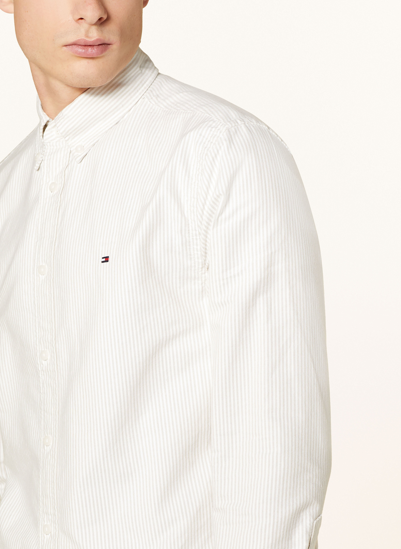 TOMMY HILFIGER Oxford shirt regular fit: BEIGE/ WHITE