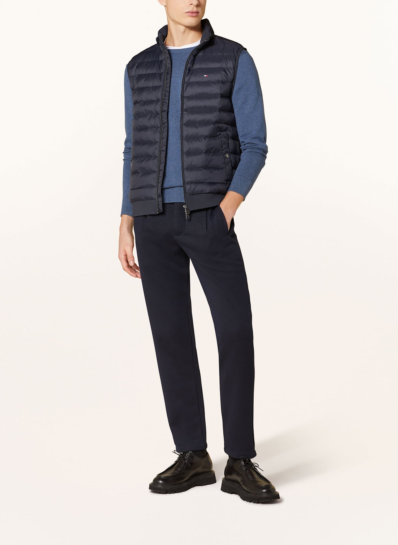 TOMMY HILFIGER Steppweste im Materialmix: DUNKELBLAU