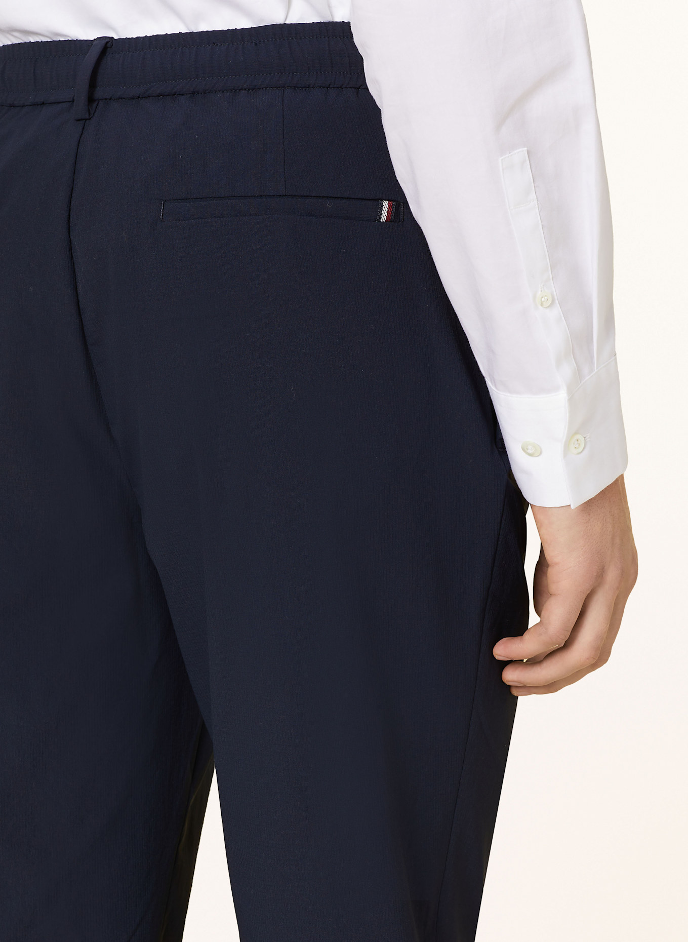 TOMMY HILFIGER Chino HARLEM Relaxed Tapered Fit, Farbe: DUNKELBLAU (Bild 6)