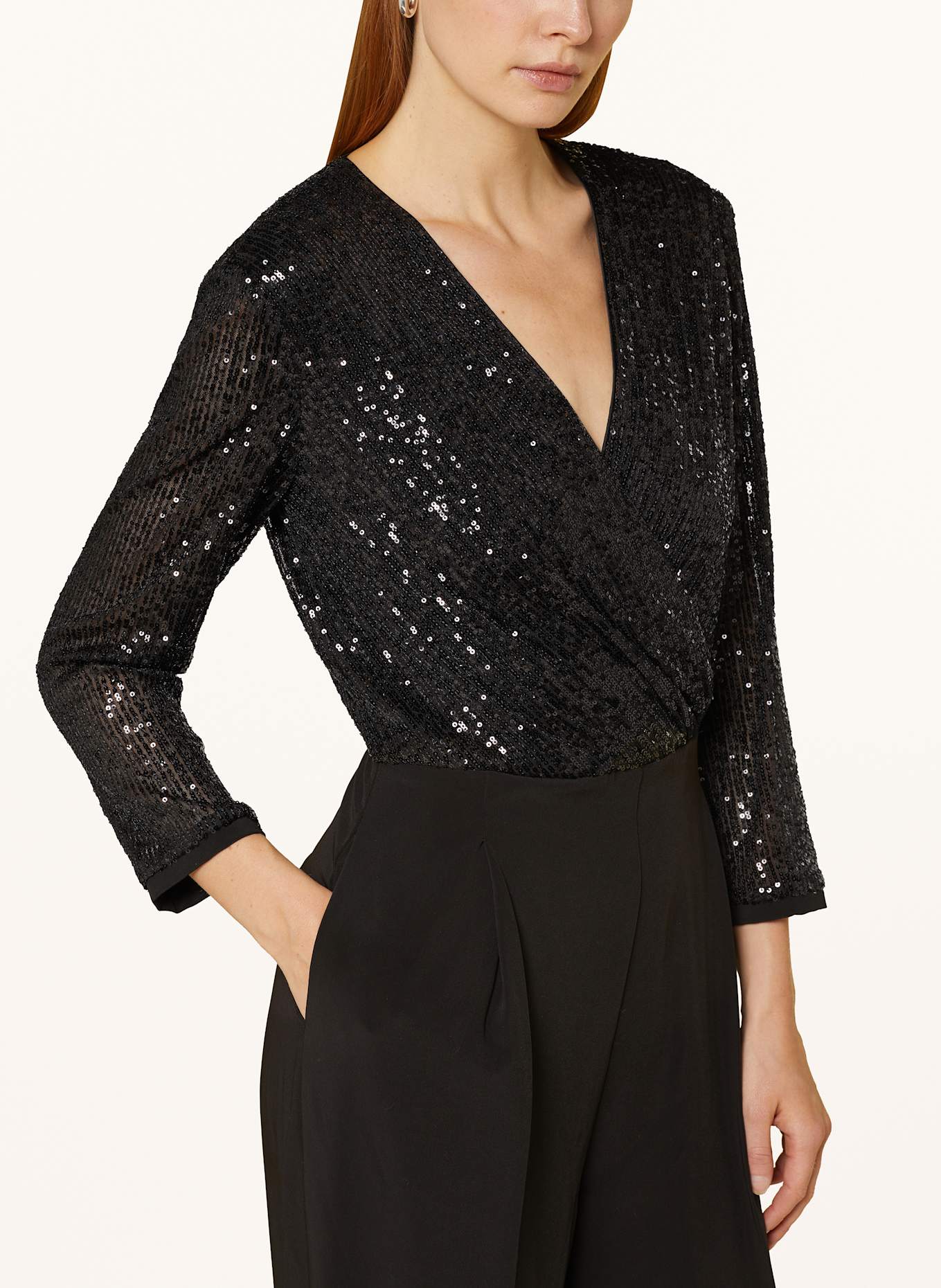 ELENA MIRO Overal s flitry a 3/4 rukávem: ČERNÁ