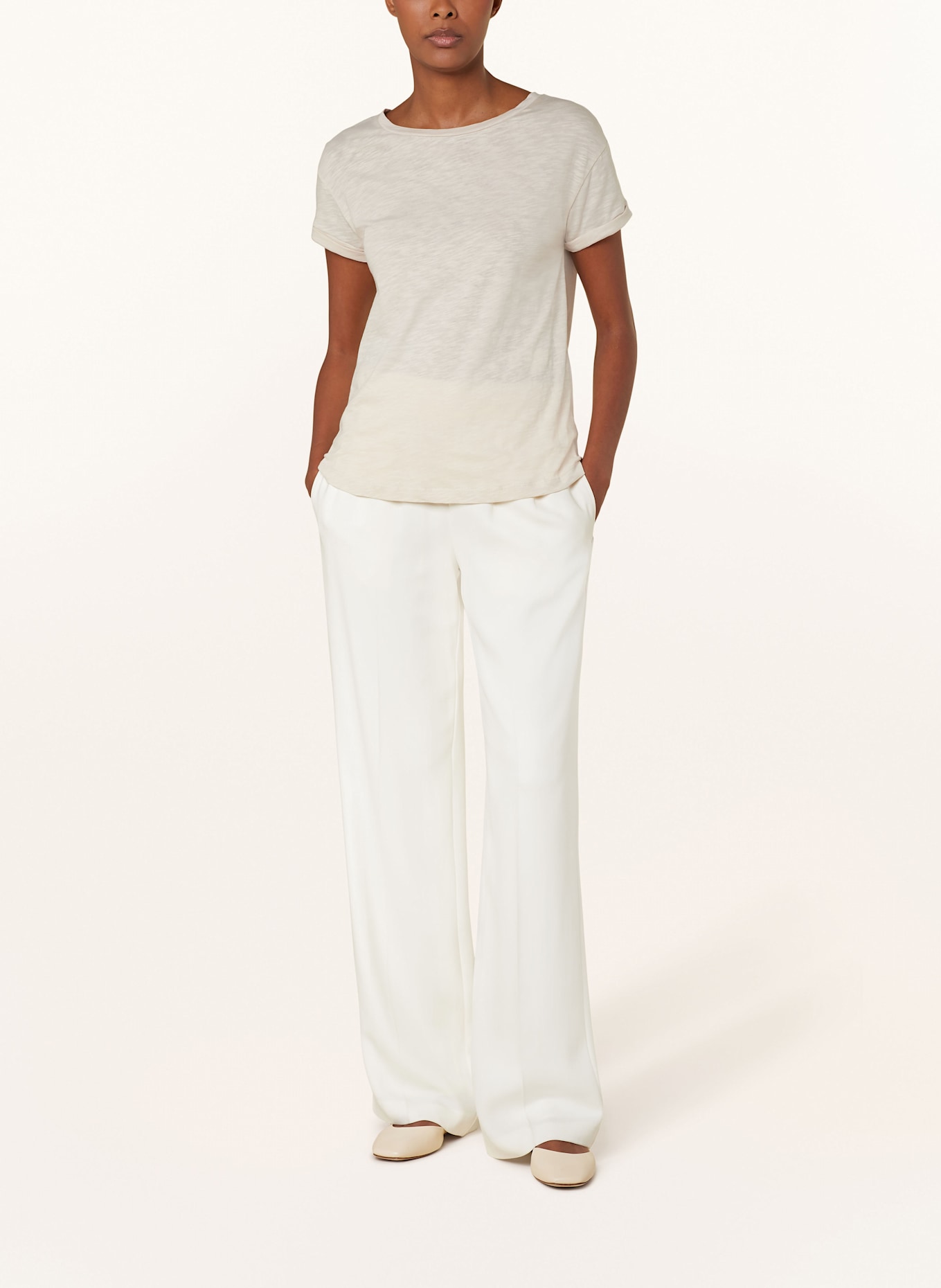 darling harbour T-Shirt: SAND