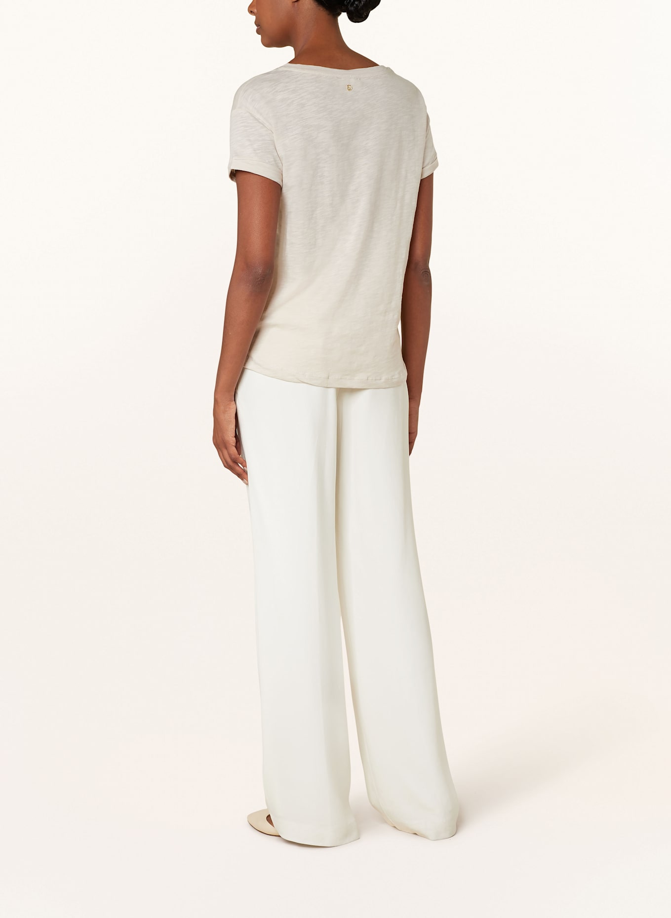 darling harbour T-Shirt: SAND