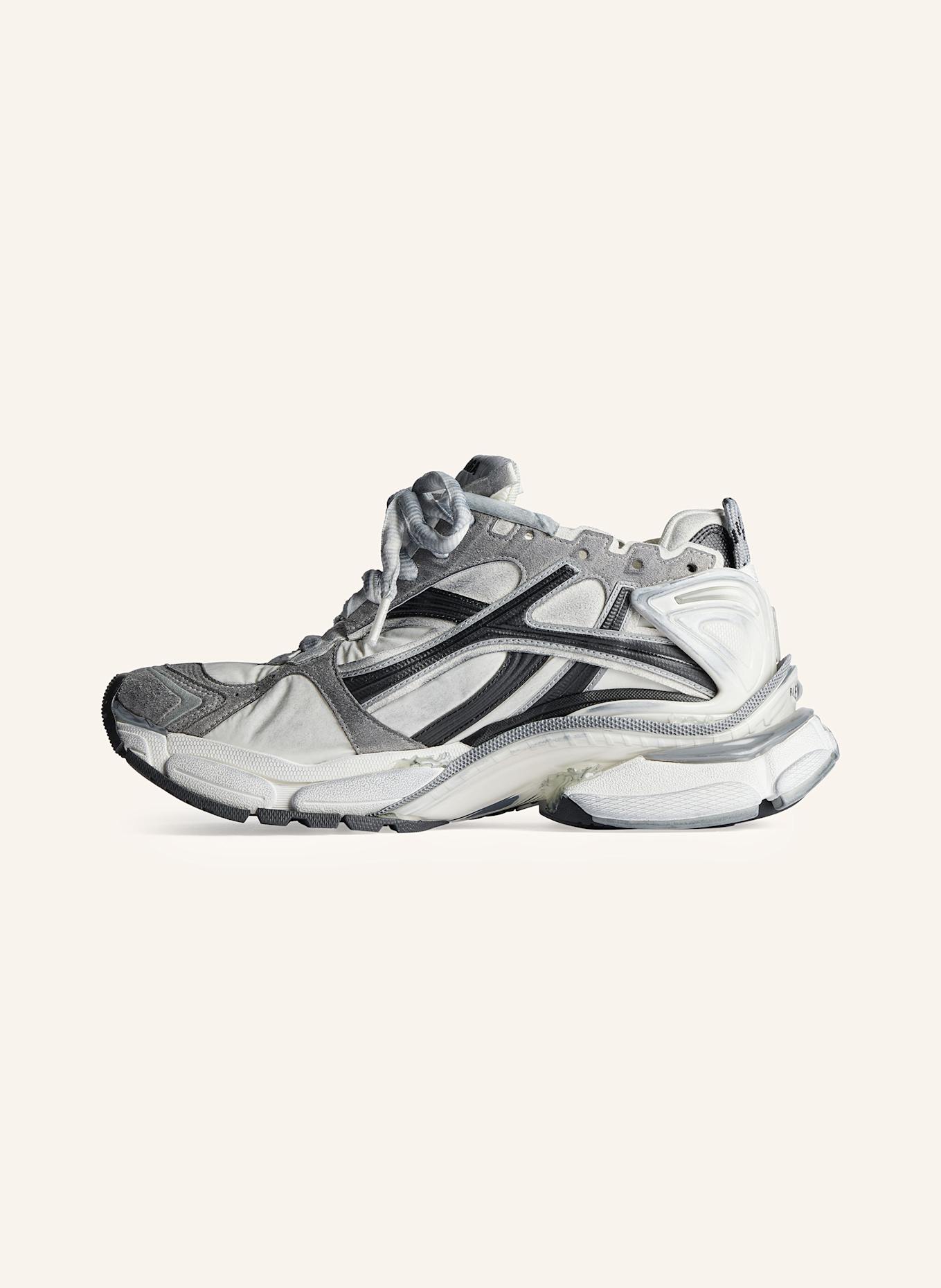 Black and white balenciaga sneakers discount