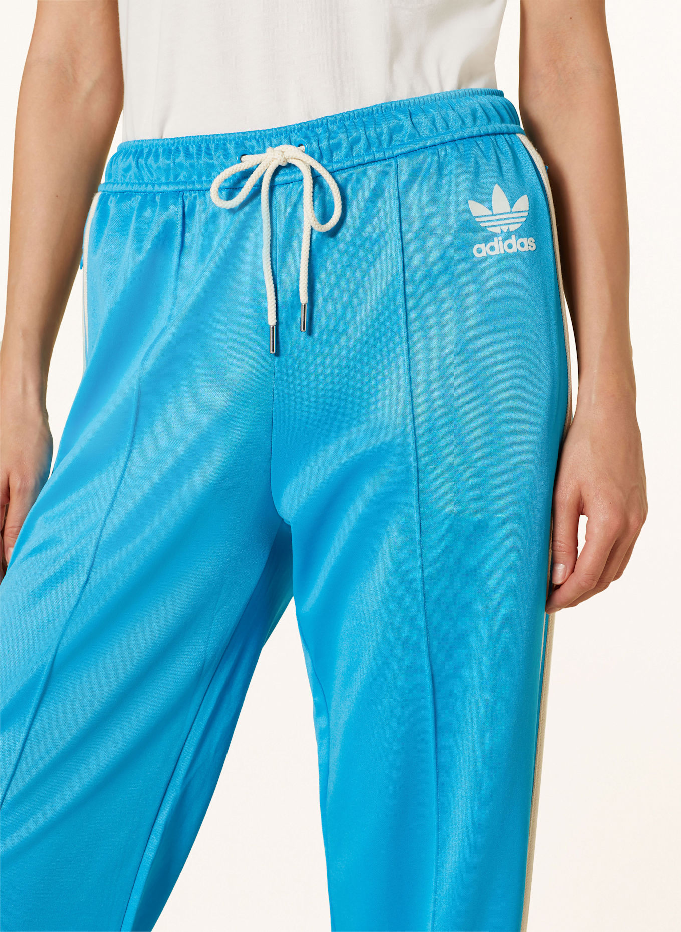 adidas Track Pants in neonblau weiss
