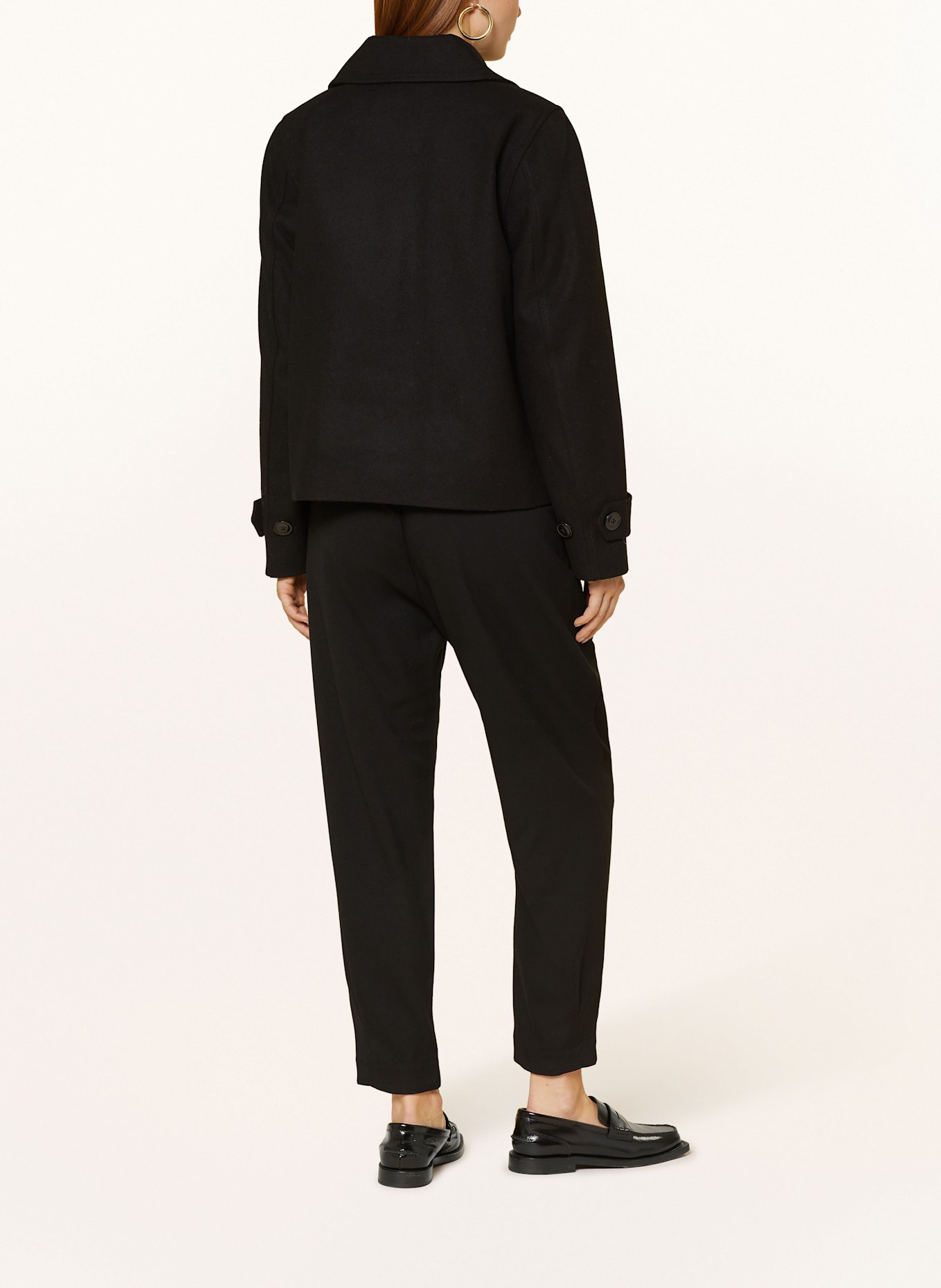 Part Two Cabanjacke LILLIAN: SCHWARZ