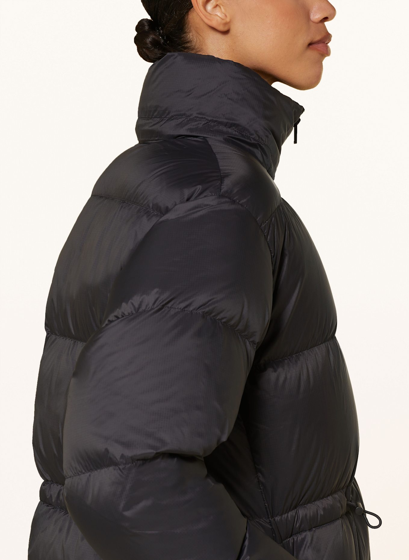 HOLZWEILER GIA down jacket in black