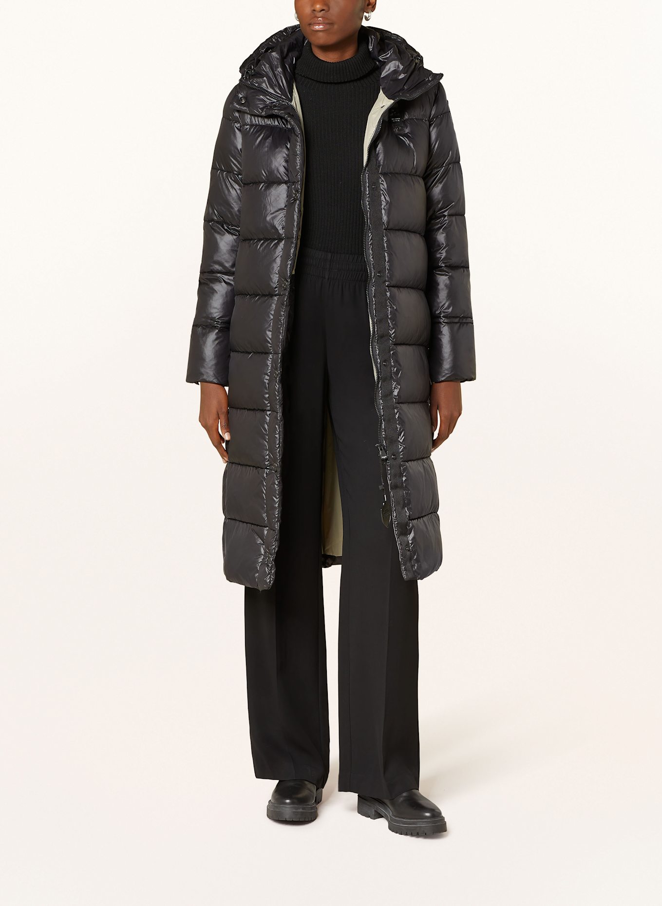 Blauer Płaszcz pikowany BELLEVUE z izolacją DUPONT™ SORONA®: CZARNY