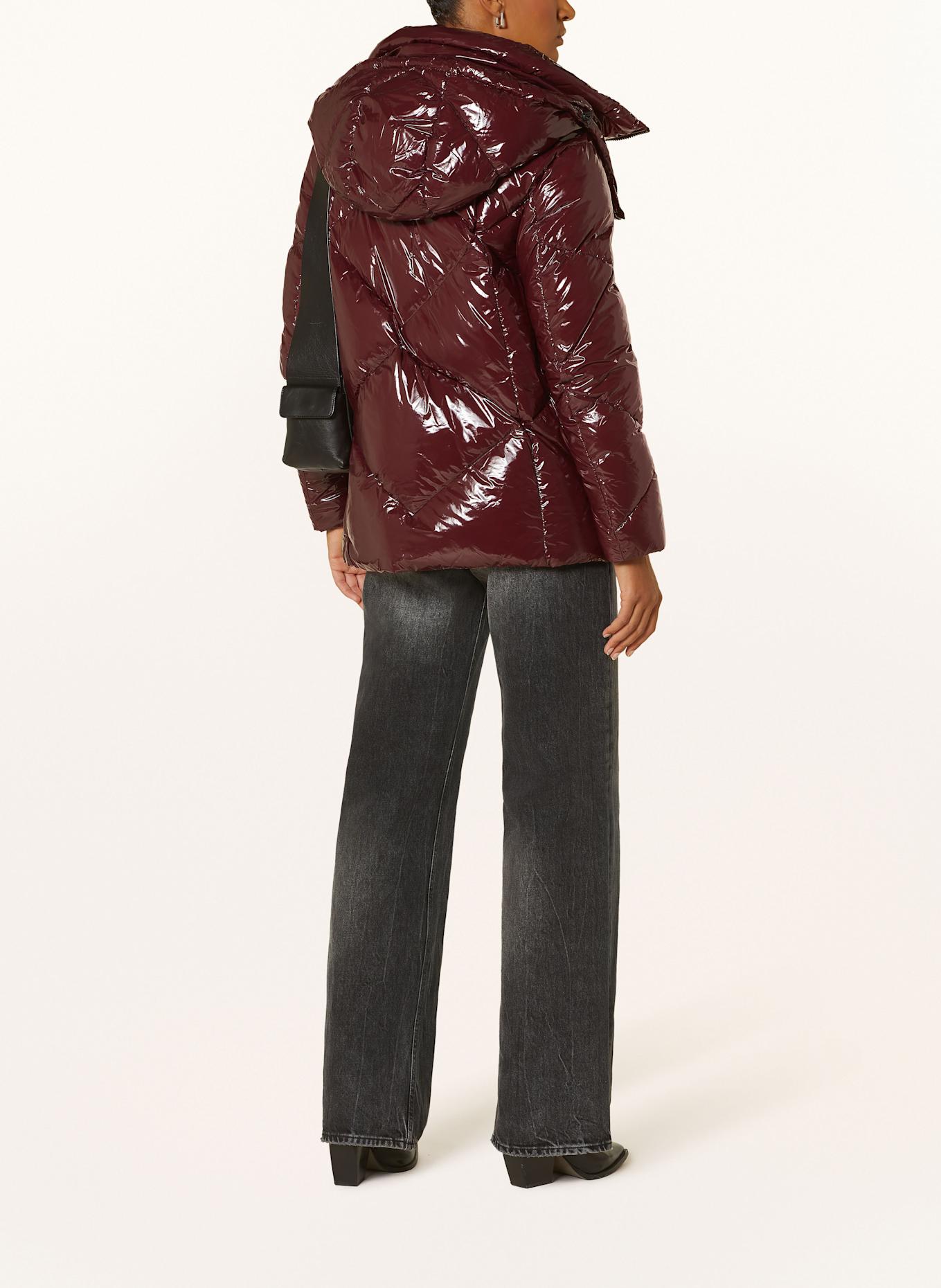 Blauer Steppjacke MALIA mit abnehmbarer Kapuze: DUNKELROT