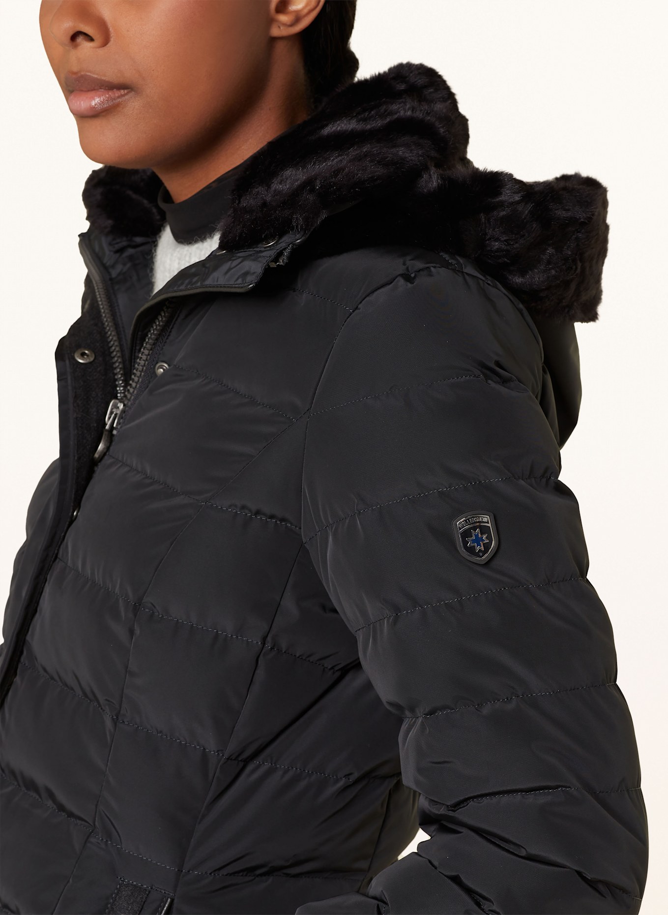 WELLENSTEYN Steppjacke SANTORIN SANT mit DUPONT™ SORONA®-Isolierung und abnehmbarem Kunstfell: DUNKELBLAU