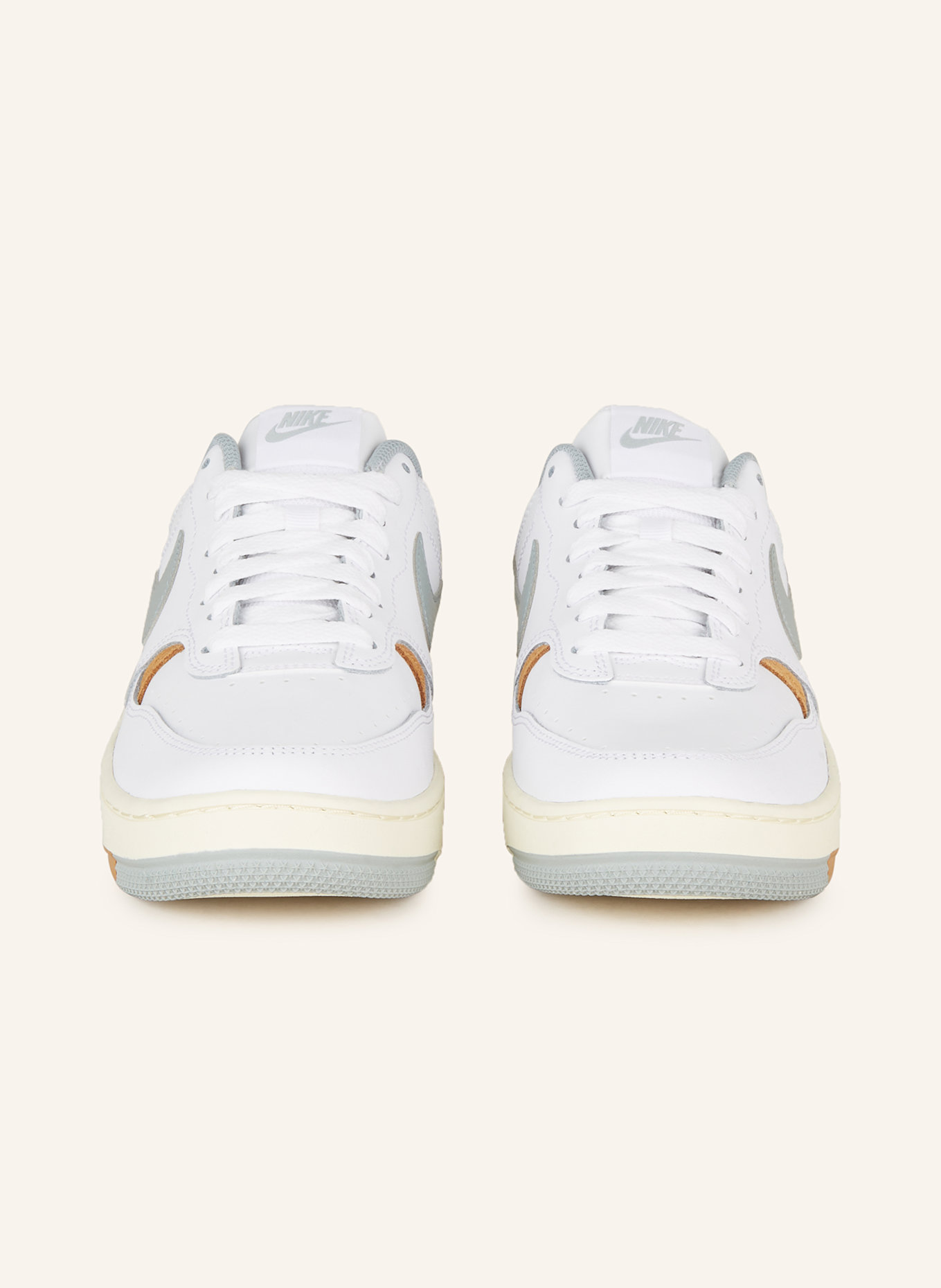 Nike Sneakersy GAMMA FORCE: BIAŁY / KONIAKOWY