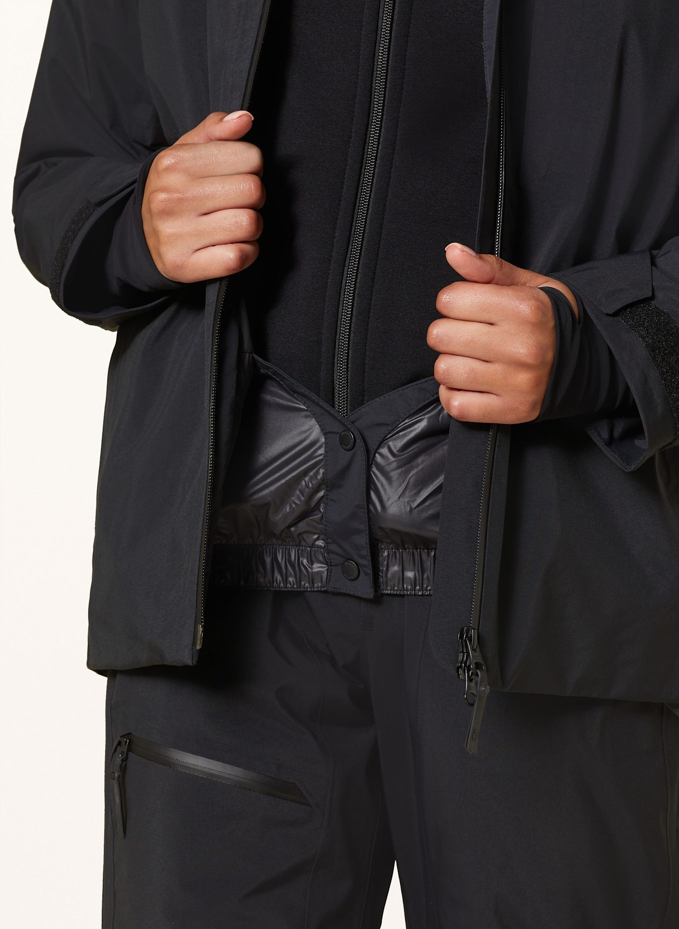 Peak Performance Skijacke ALPINE GTX 2L: SCHWARZ