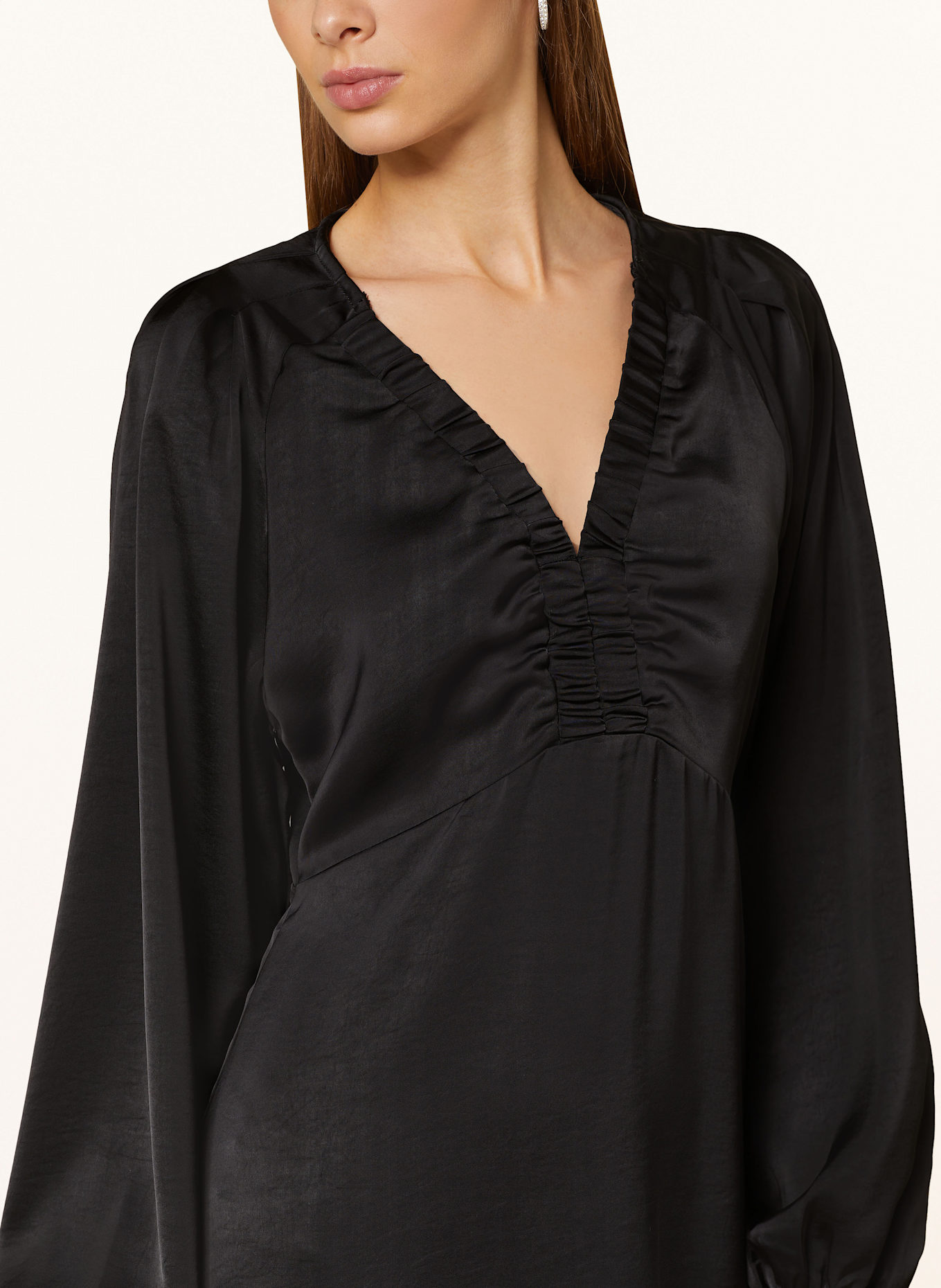 NEO NOIR Satinkleid ISOBEL: SCHWARZ