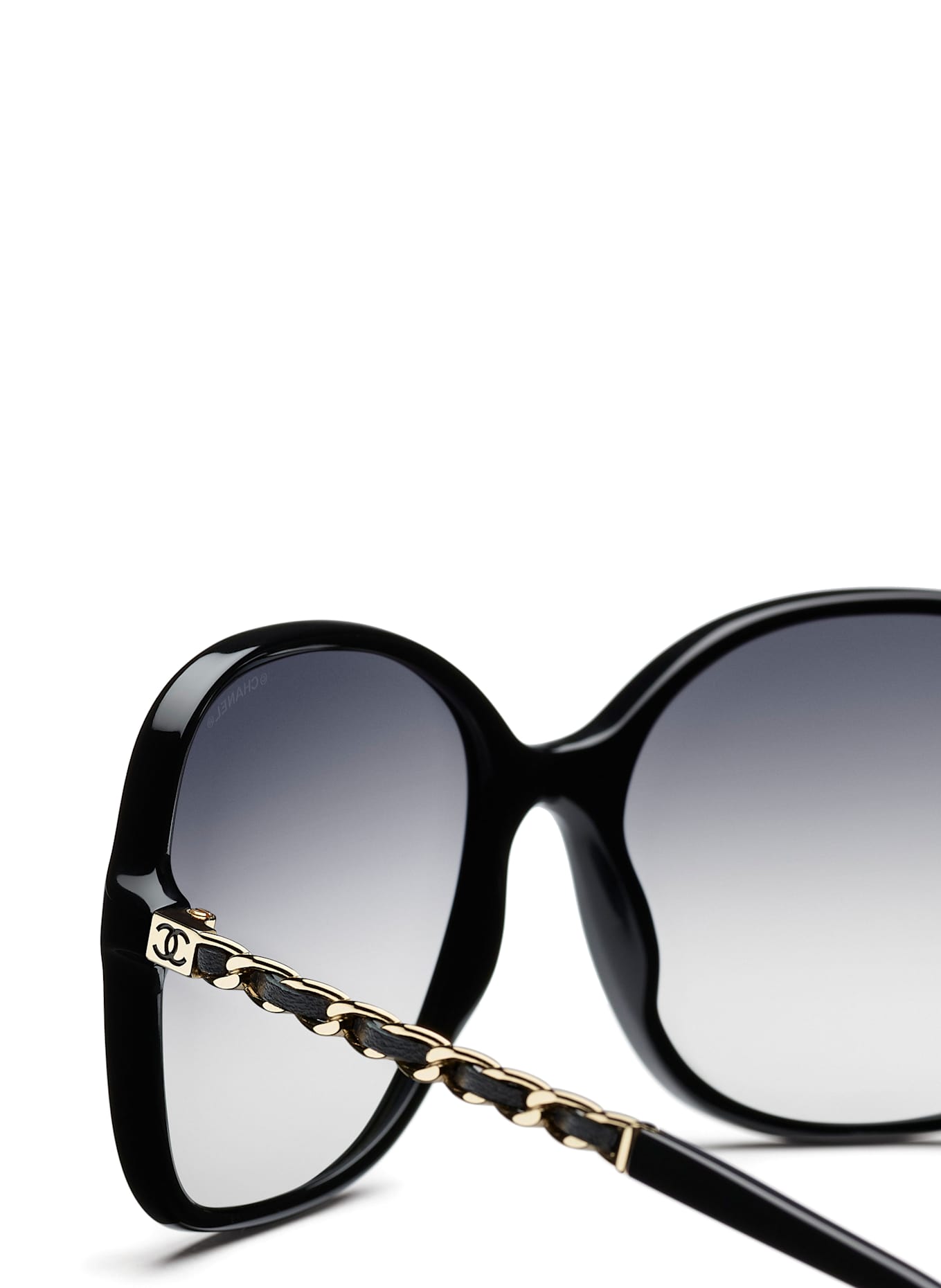 CHANEL Kwadratowe okulary przeciwsłoneczne: N5013C – CZARNY/ SZARY GRADIENT