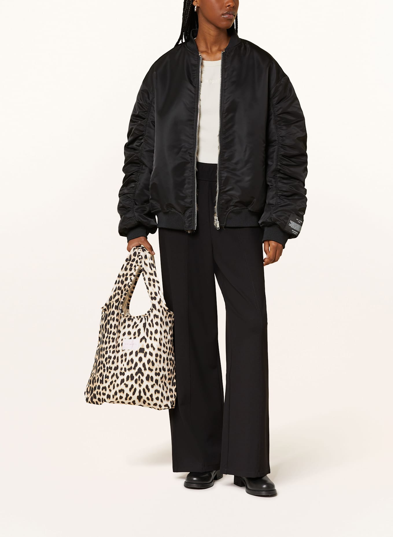 OH APRIL RUNE reversible bomber jacket, Color: BLACK/ BEIGE/ DARK BROWN (Image 2)