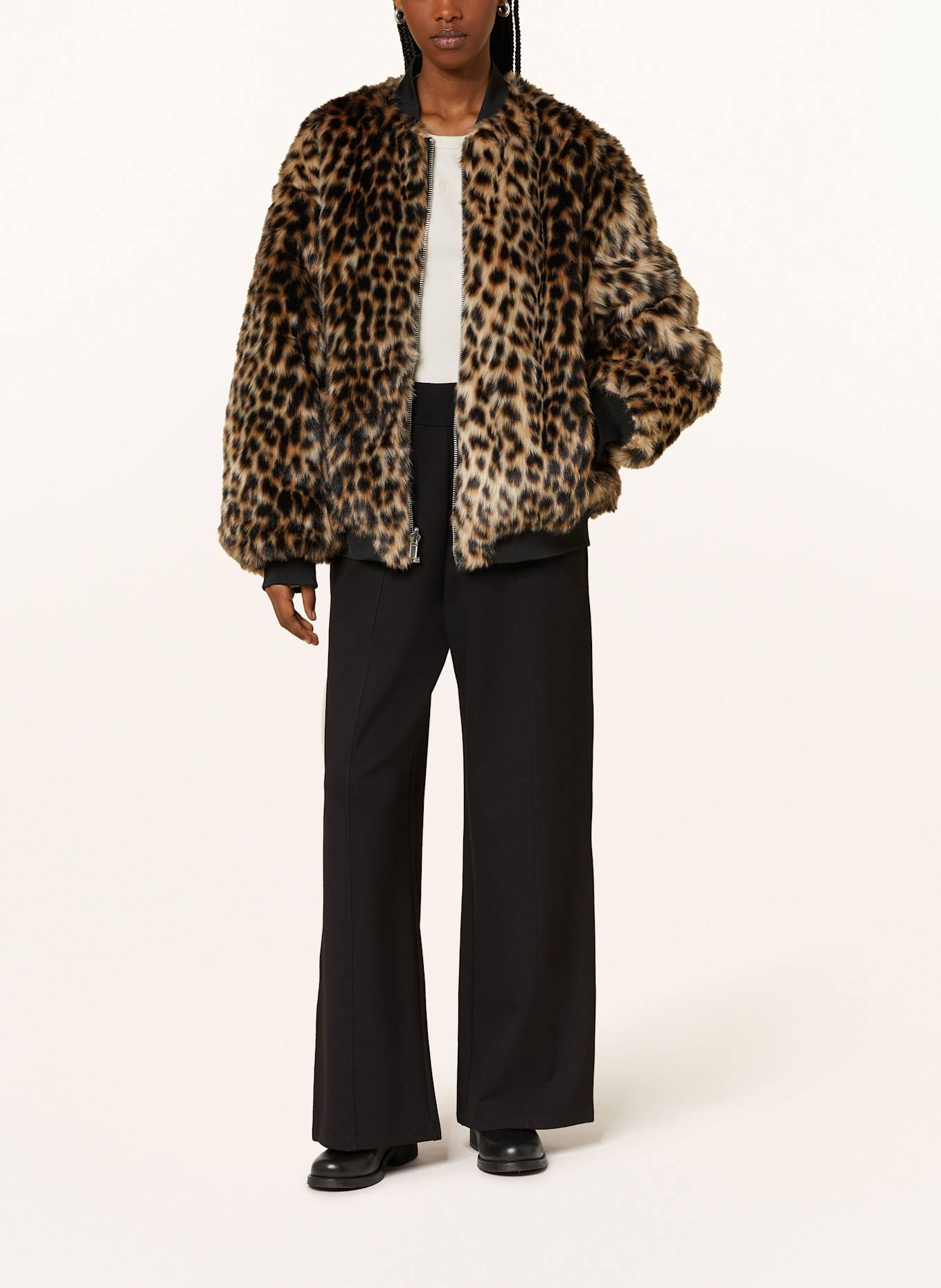 OH APRIL RUNE reversible bomber jacket, Color: BLACK/ BEIGE/ DARK BROWN (Image 5)