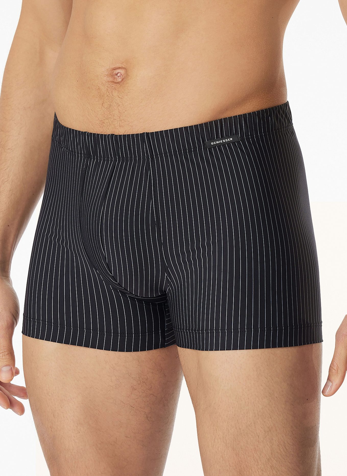 SCHIESSER PURE MICRO boxer shorts: BLACK / WHITE