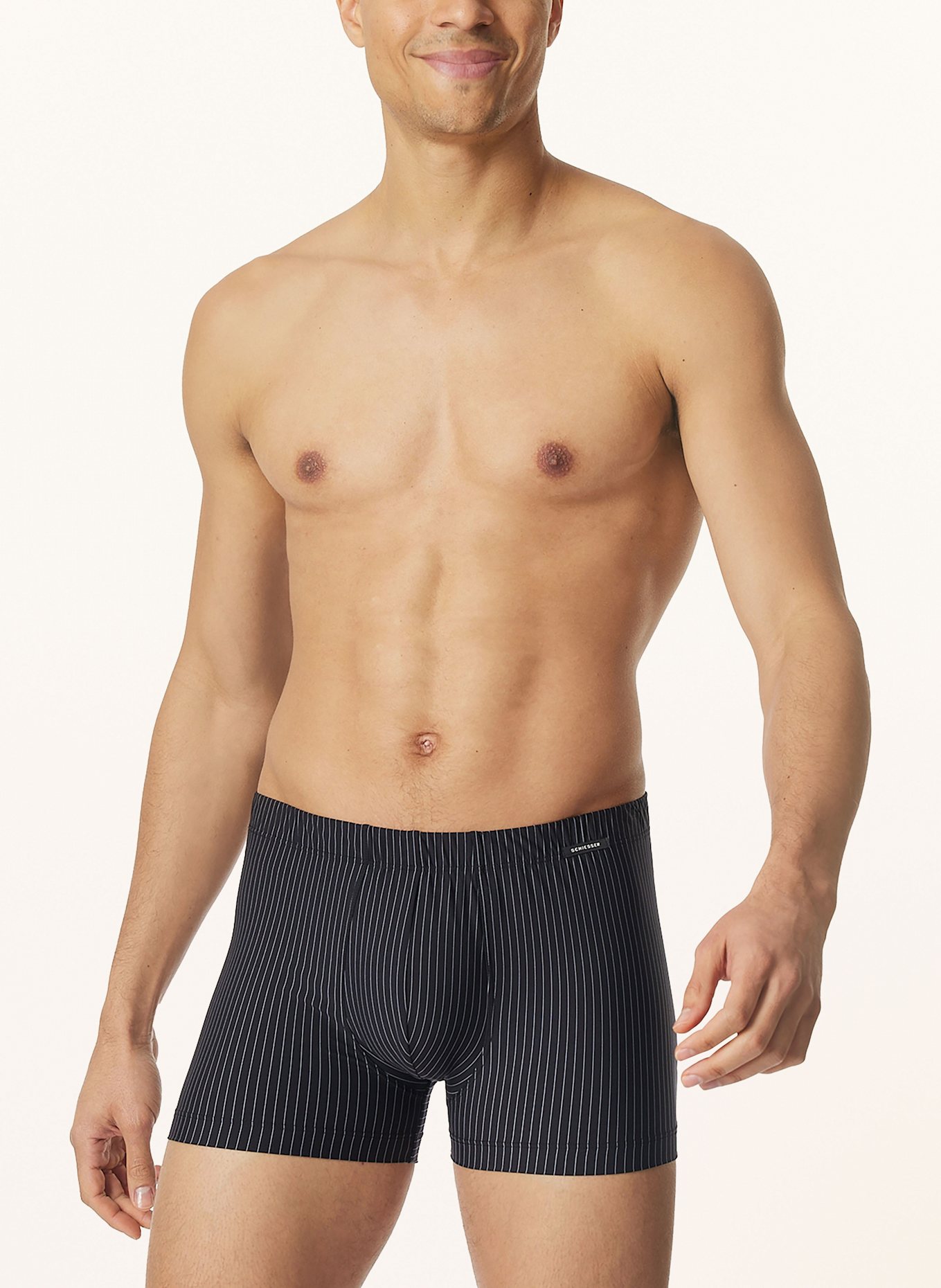 SCHIESSER PURE MICRO boxer shorts: BLACK / WHITE