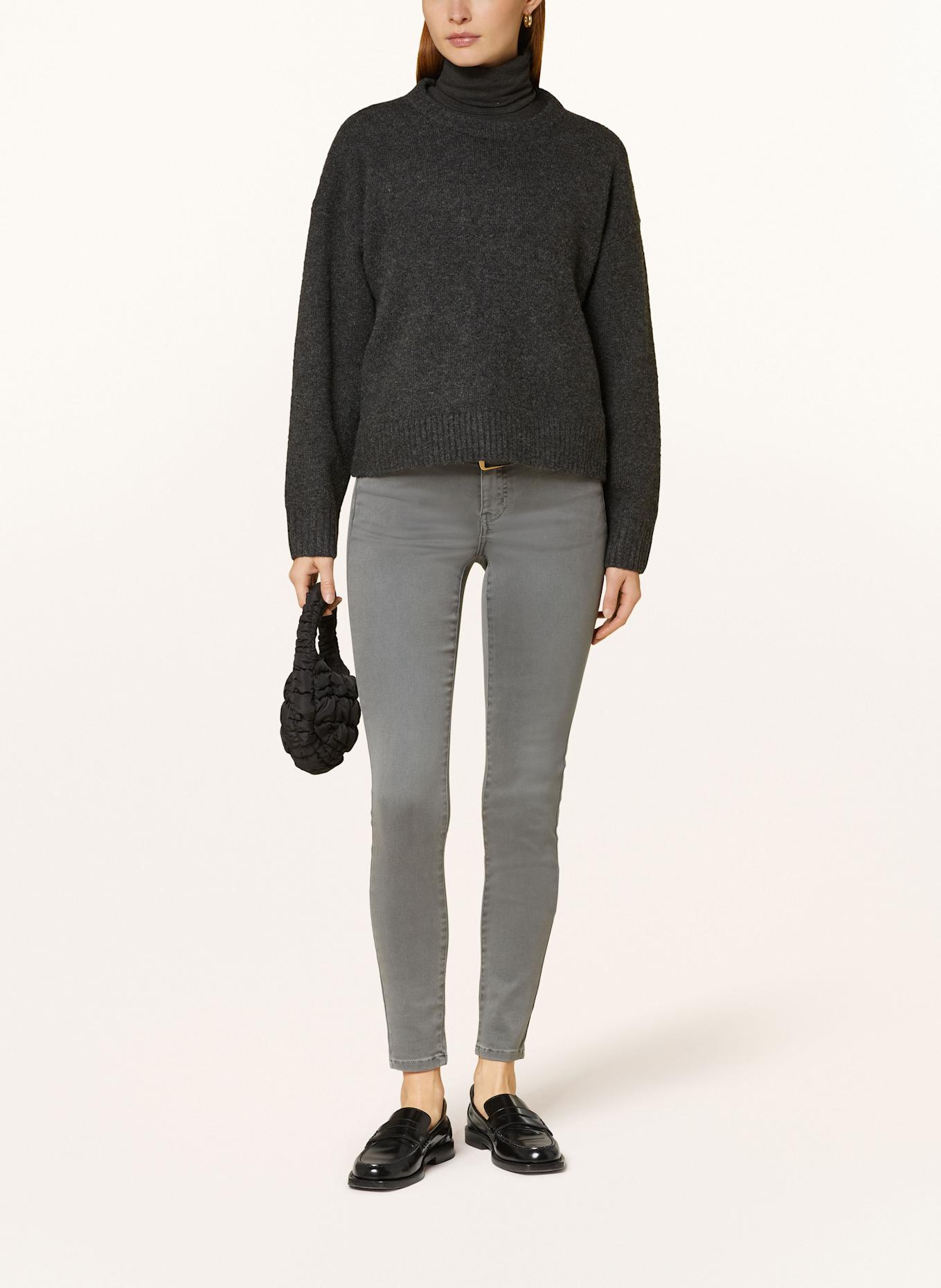 REPEAT Jeans: 1032 med grey