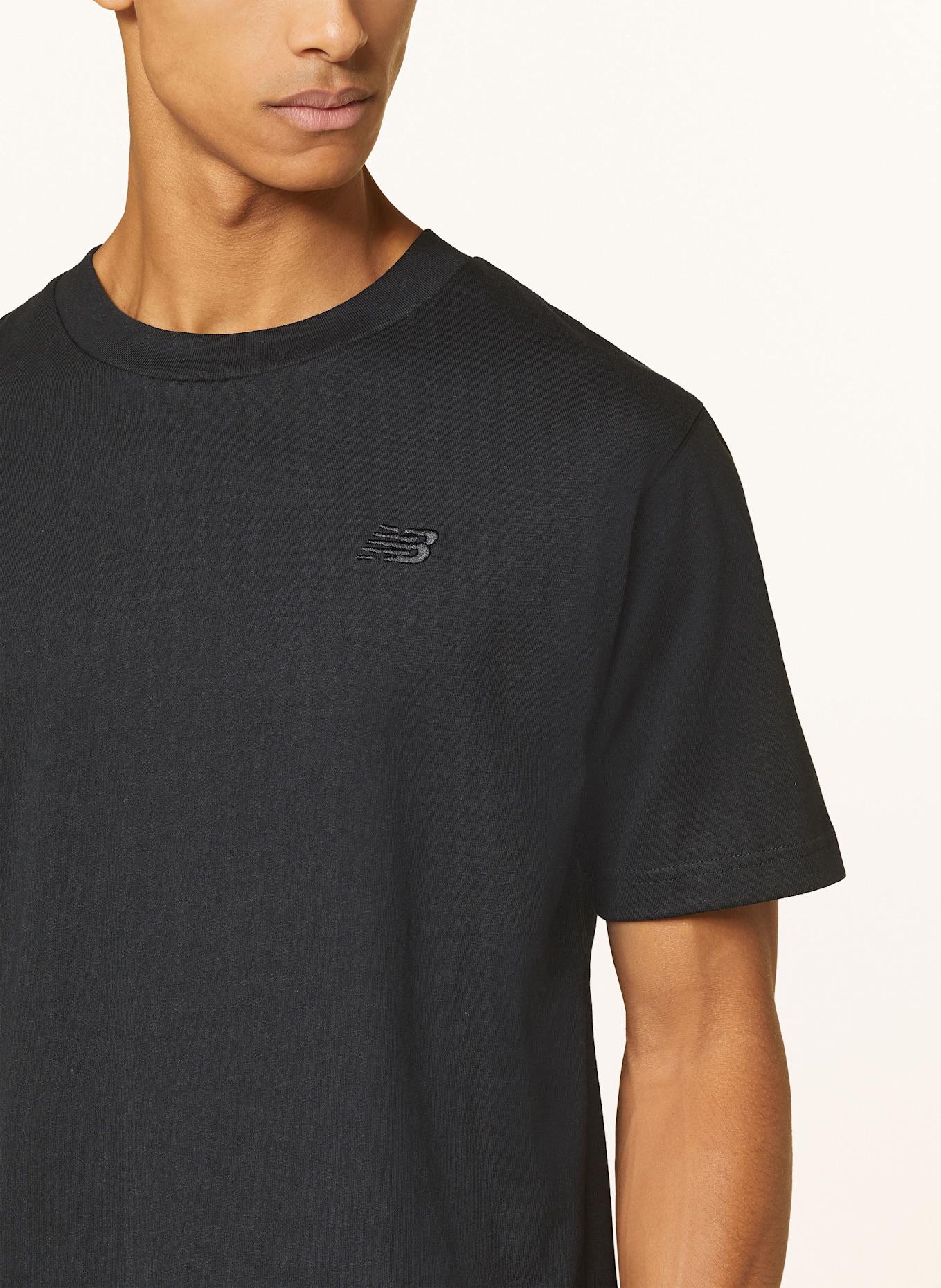 new balance T-Shirt NB ATHLETICS: SCHWARZ