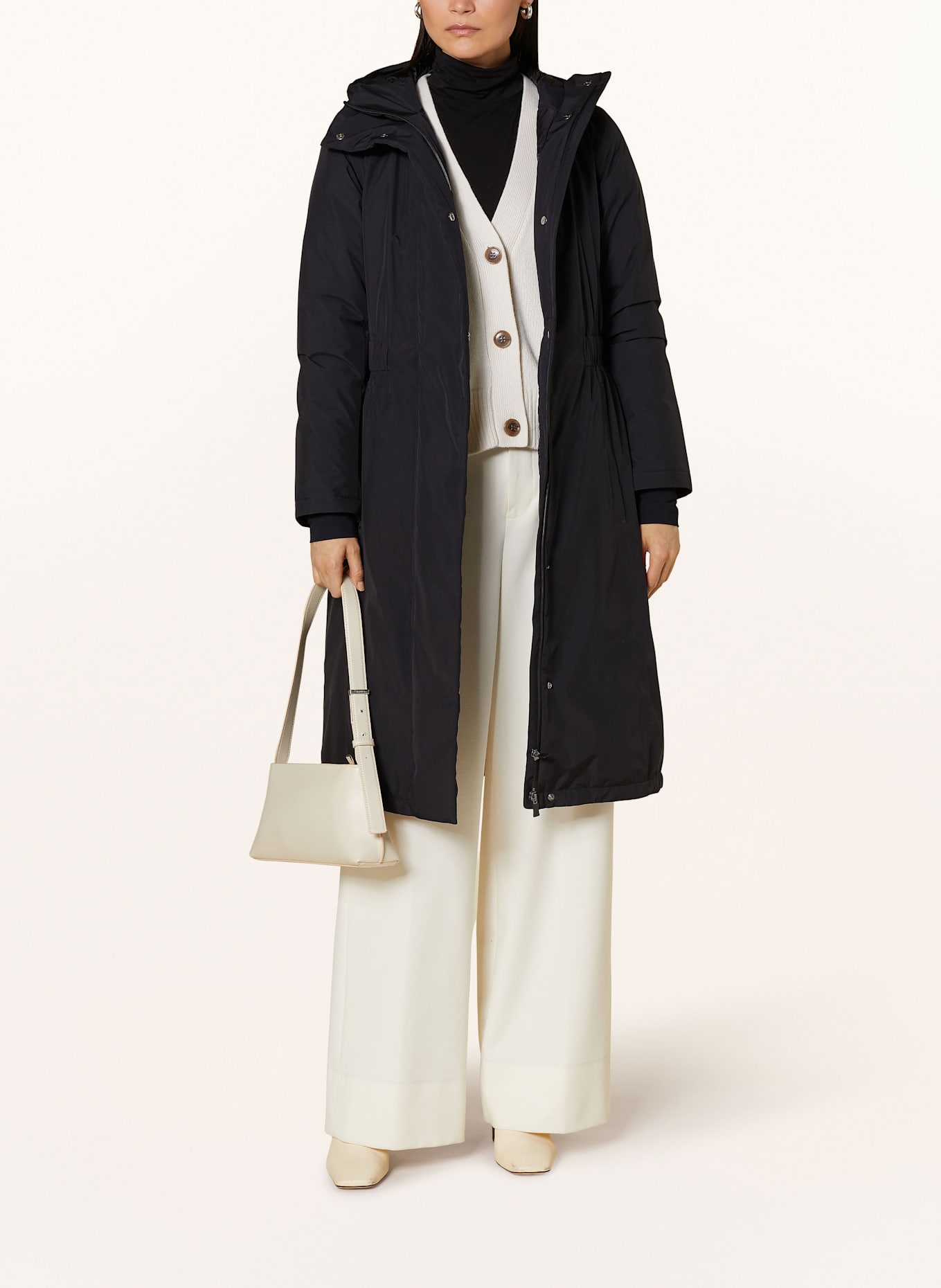 HERNO LAMINAR Péřový kabát: ČERNÁ