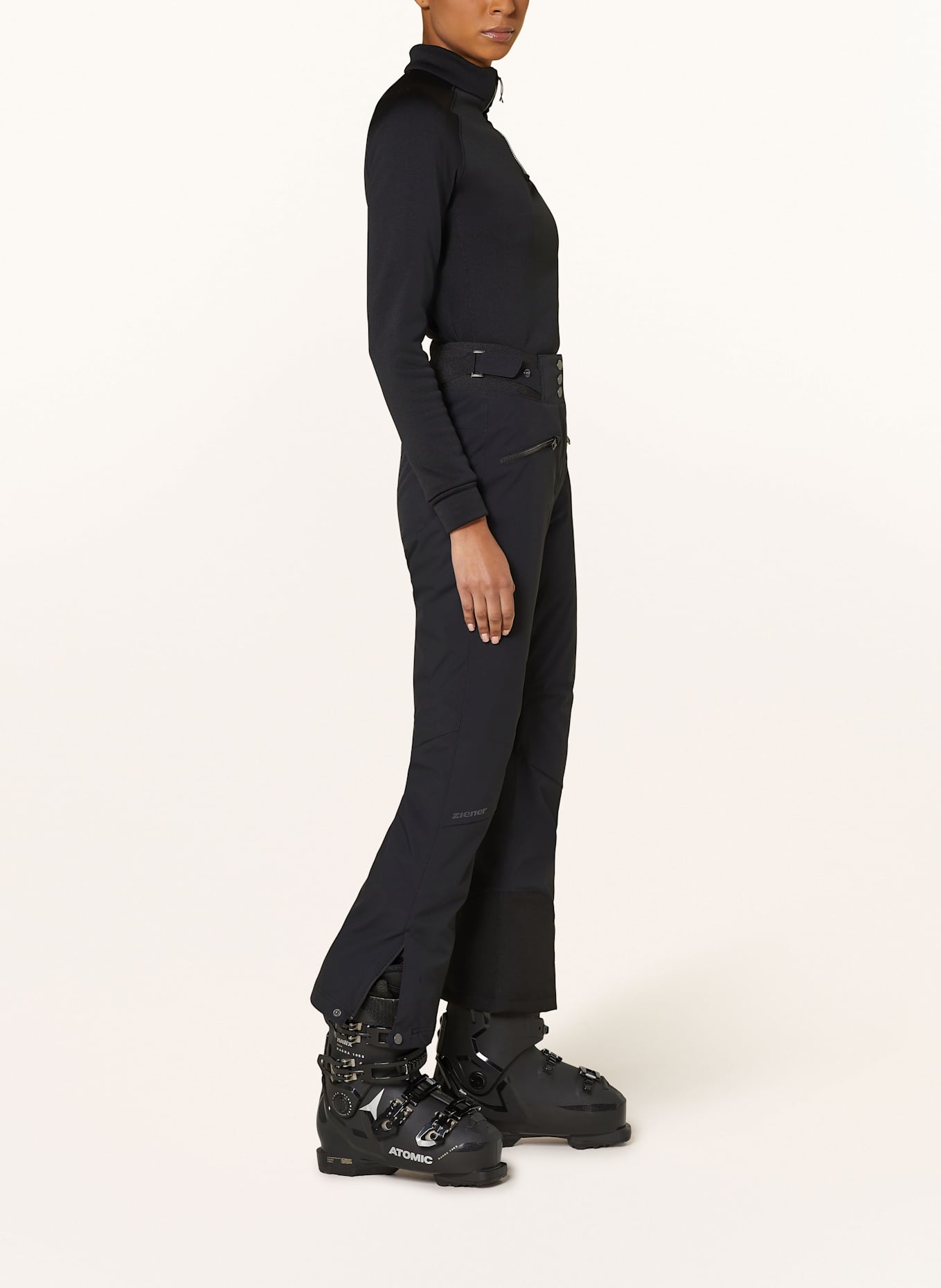 Ziener Skihose TILLA SHORT: SCHWARZ