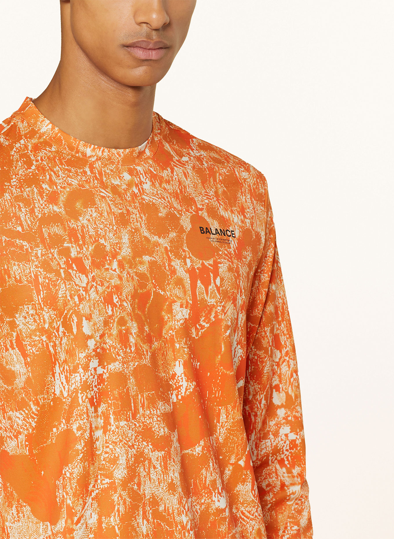 PAS NORMAL STUDIOS Laufshirt BALANCE: ORANGE