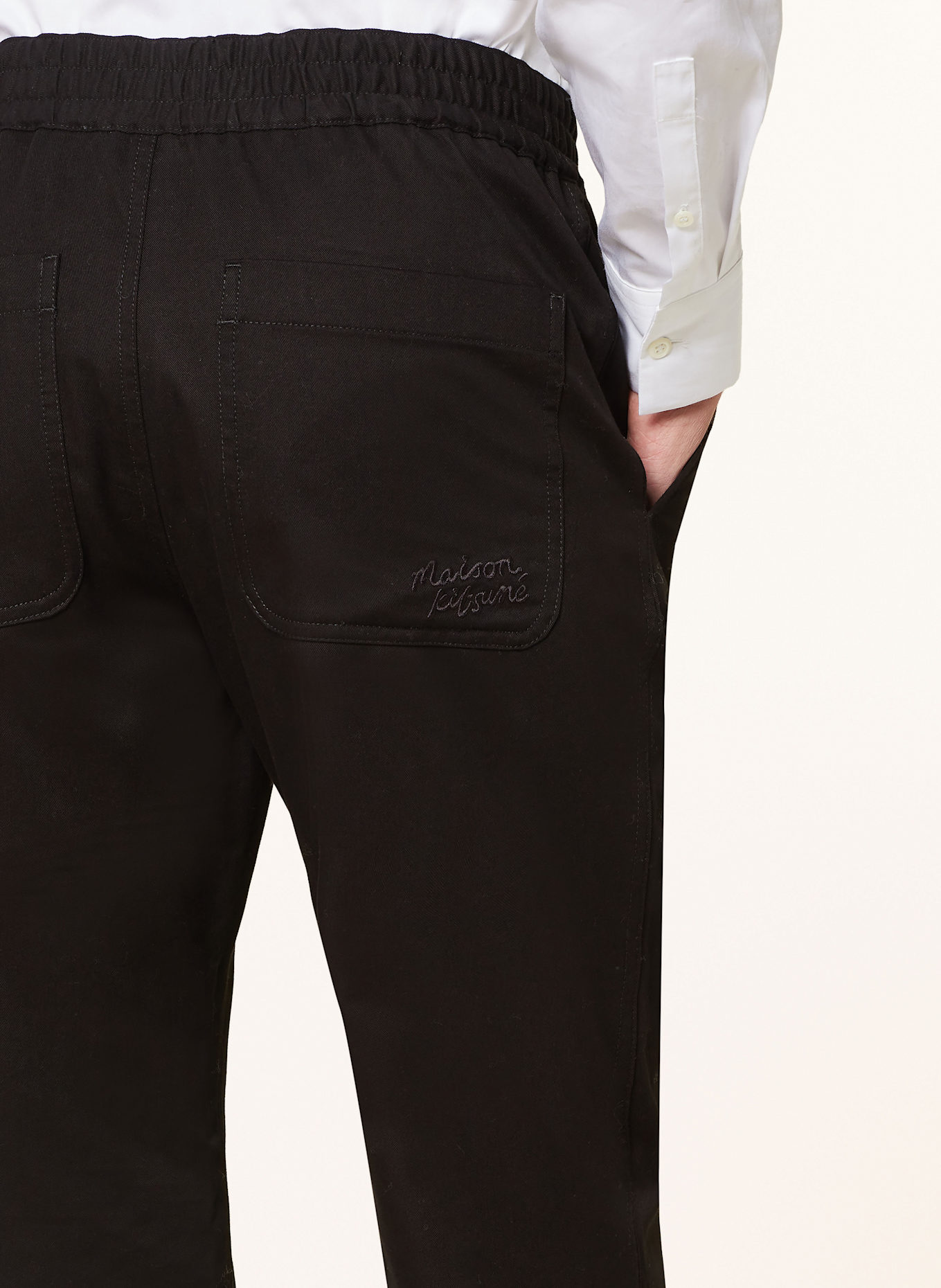 MAISON KITSUNÉ Hose Regular Fit: SCHWARZ