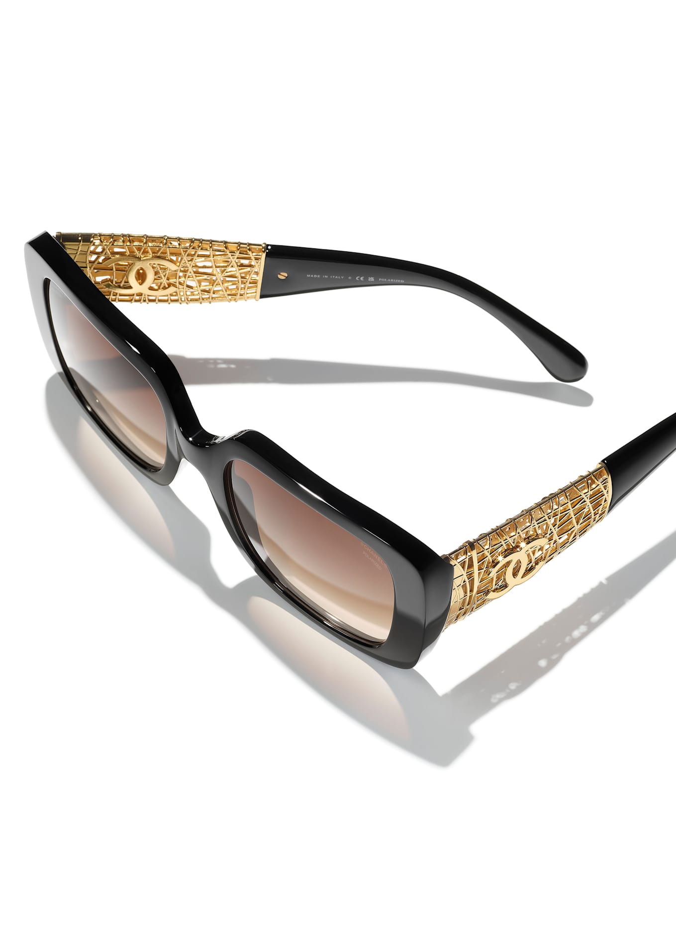 CHANEL Rechteckige Sonnenbrille: C622S9 - SCHWARZ/ BRAUN POLARISIERT