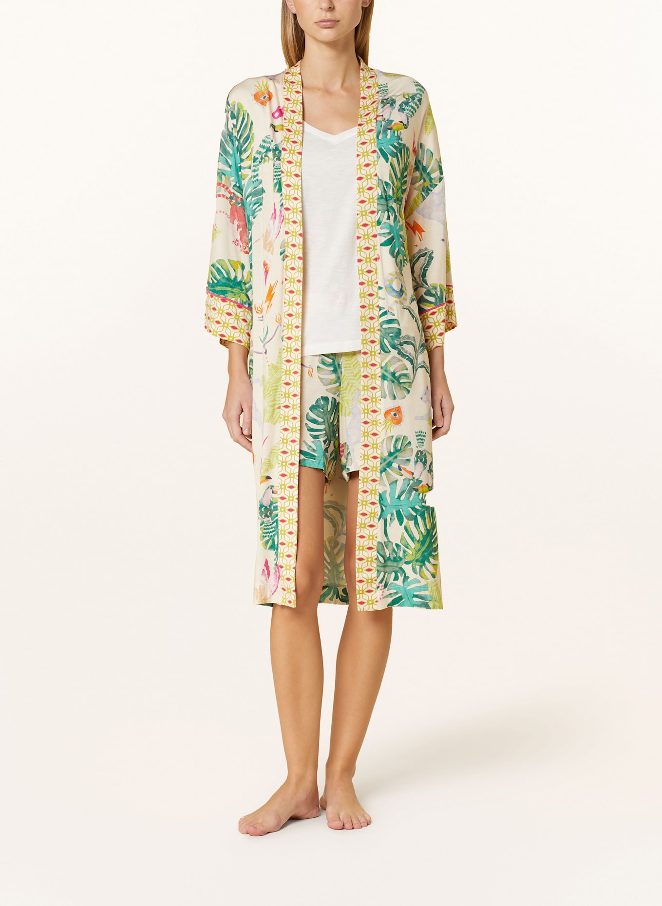 mey Schlafshorts Serie MYSTIC JUNGLE: CREME / GRÜN / HELLLILA