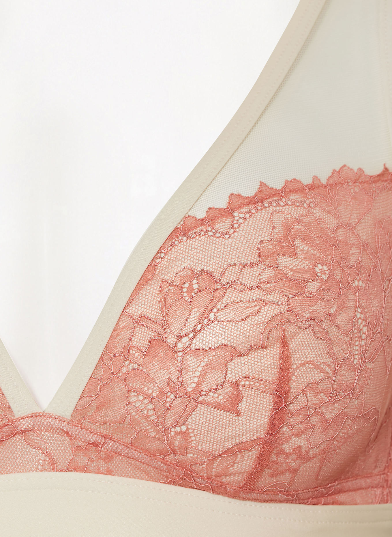 mey Triangel-BH Serie POETRY STYLE: LACHS / CREME