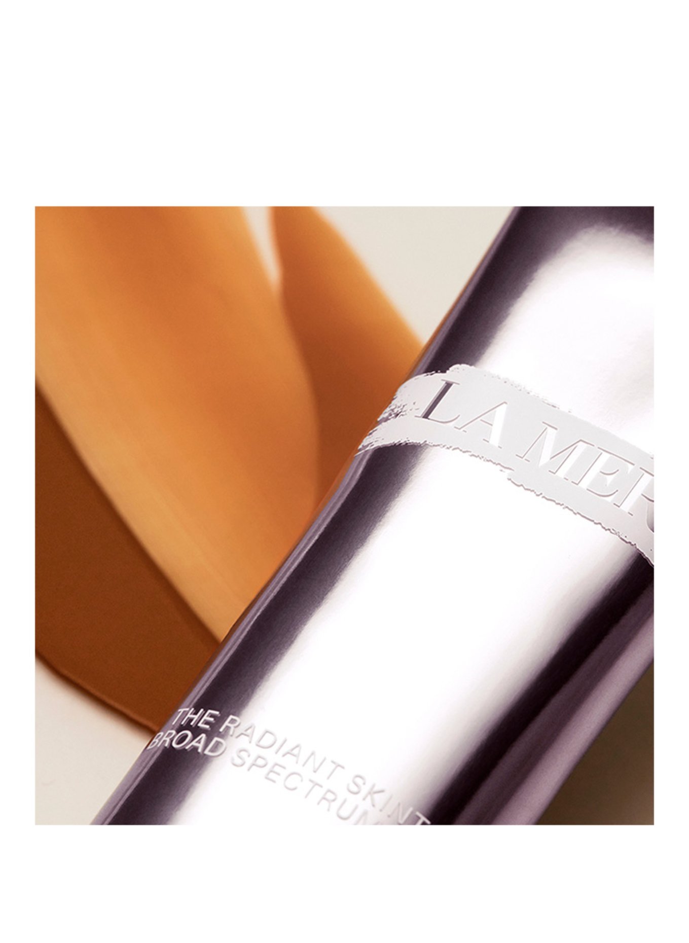 LA MER THE RADIANT SKINTINT SPF30: 50 - MEDIUM DEEP