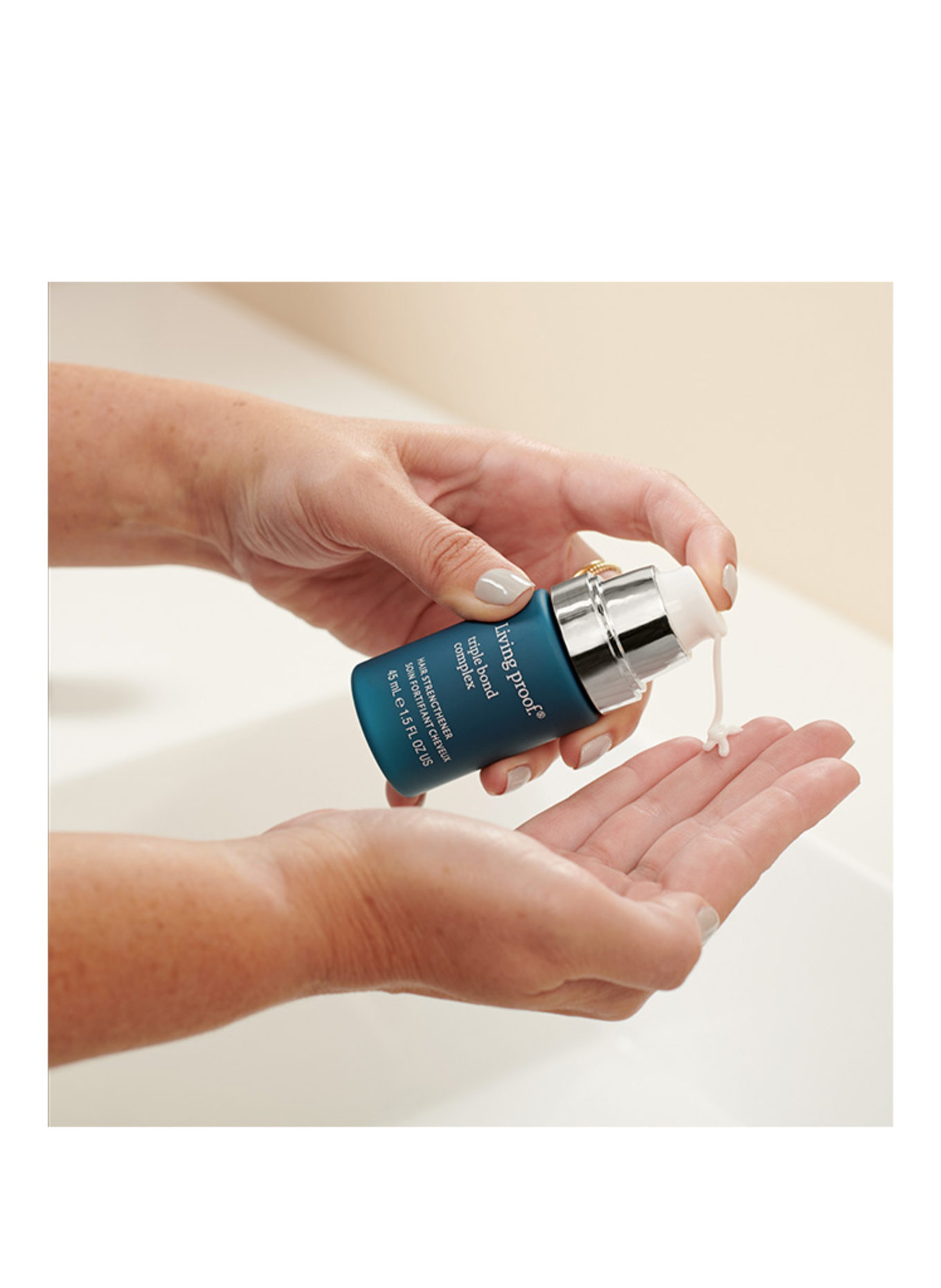 LIVING PROOF COMPLEXE TRIPLE LIAISON