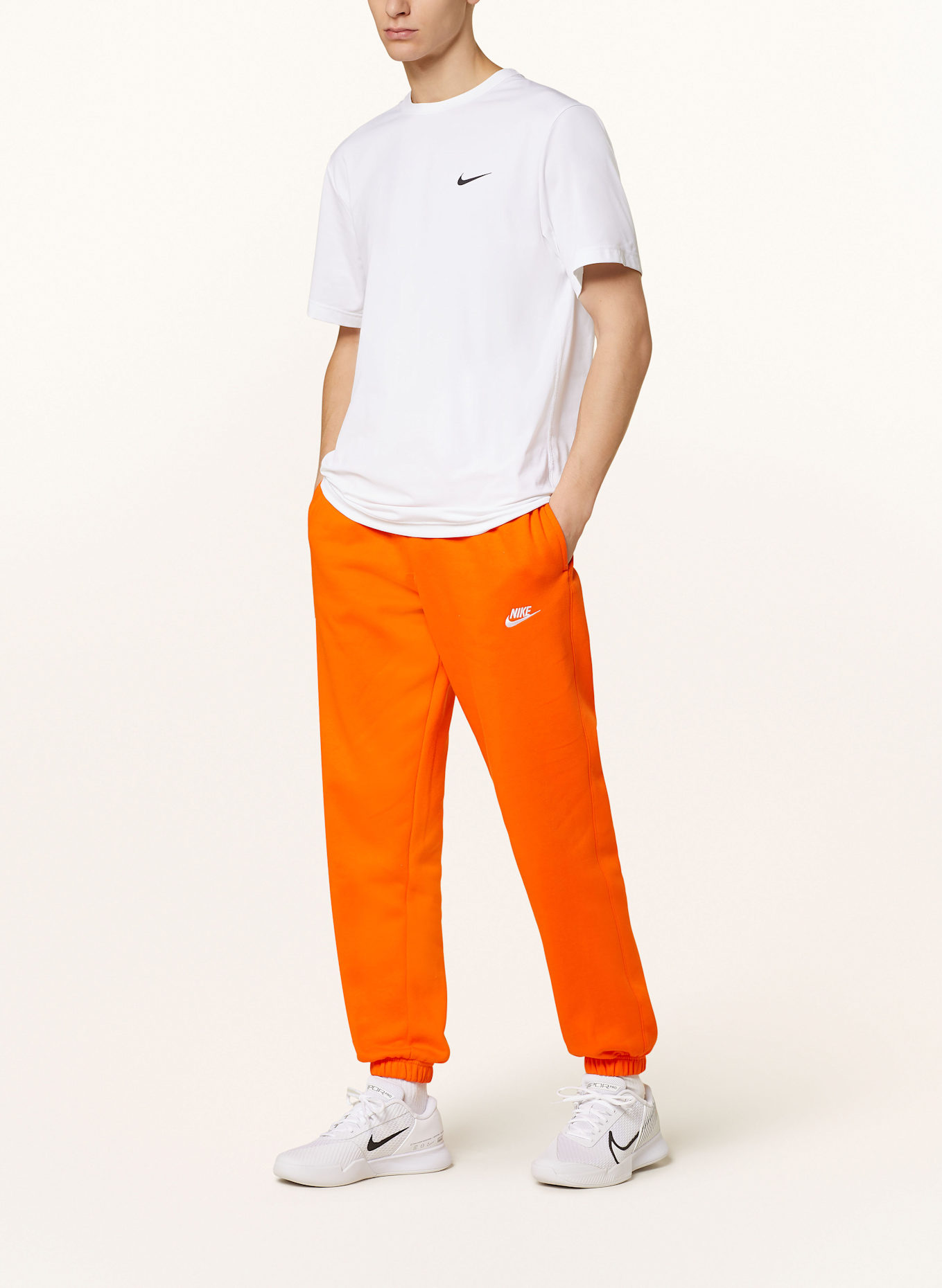 Nike Sweatpants SPORTSWEAR CLUB