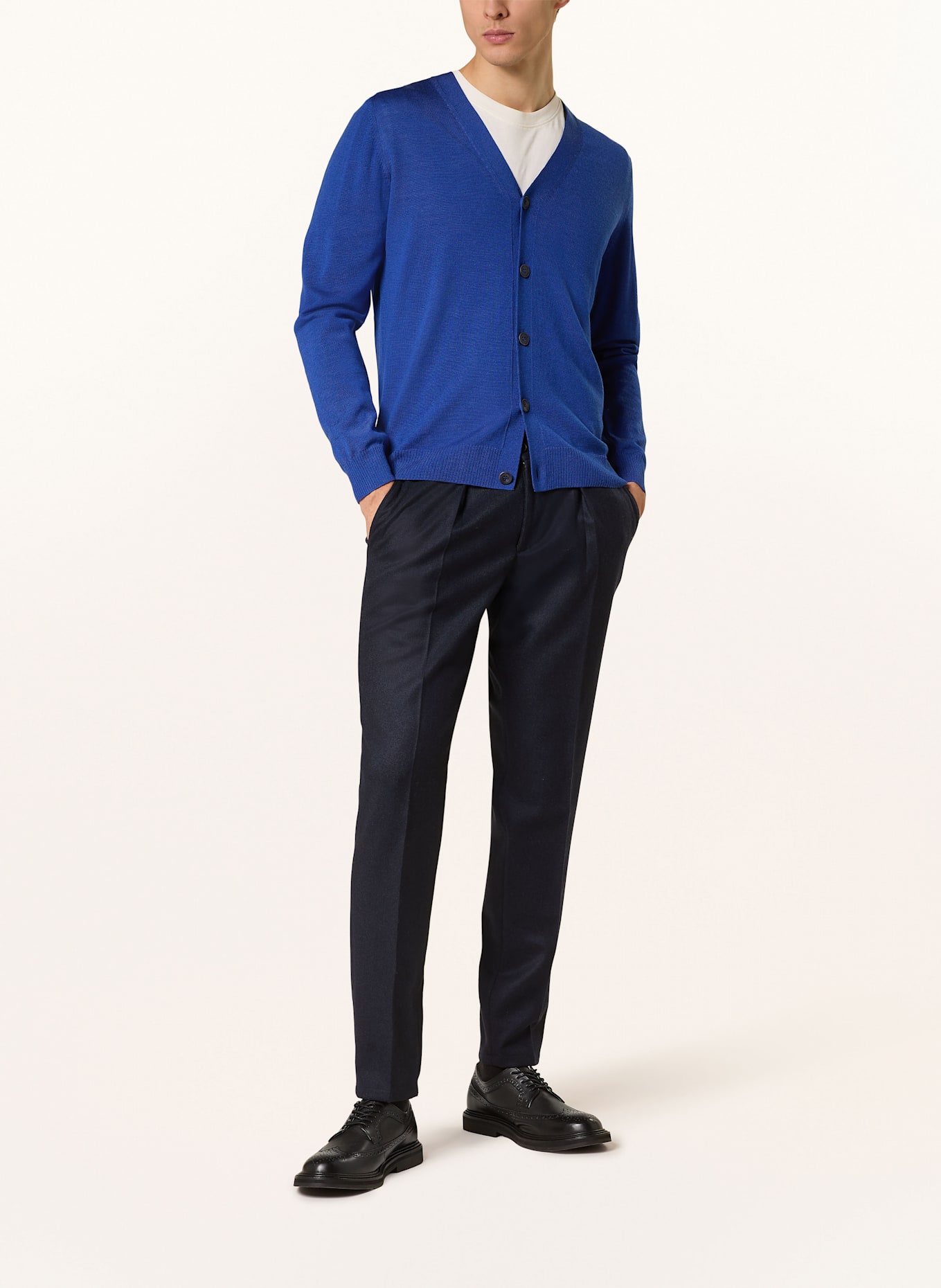 MAERZ MUENCHEN Strickjacke: BLAU