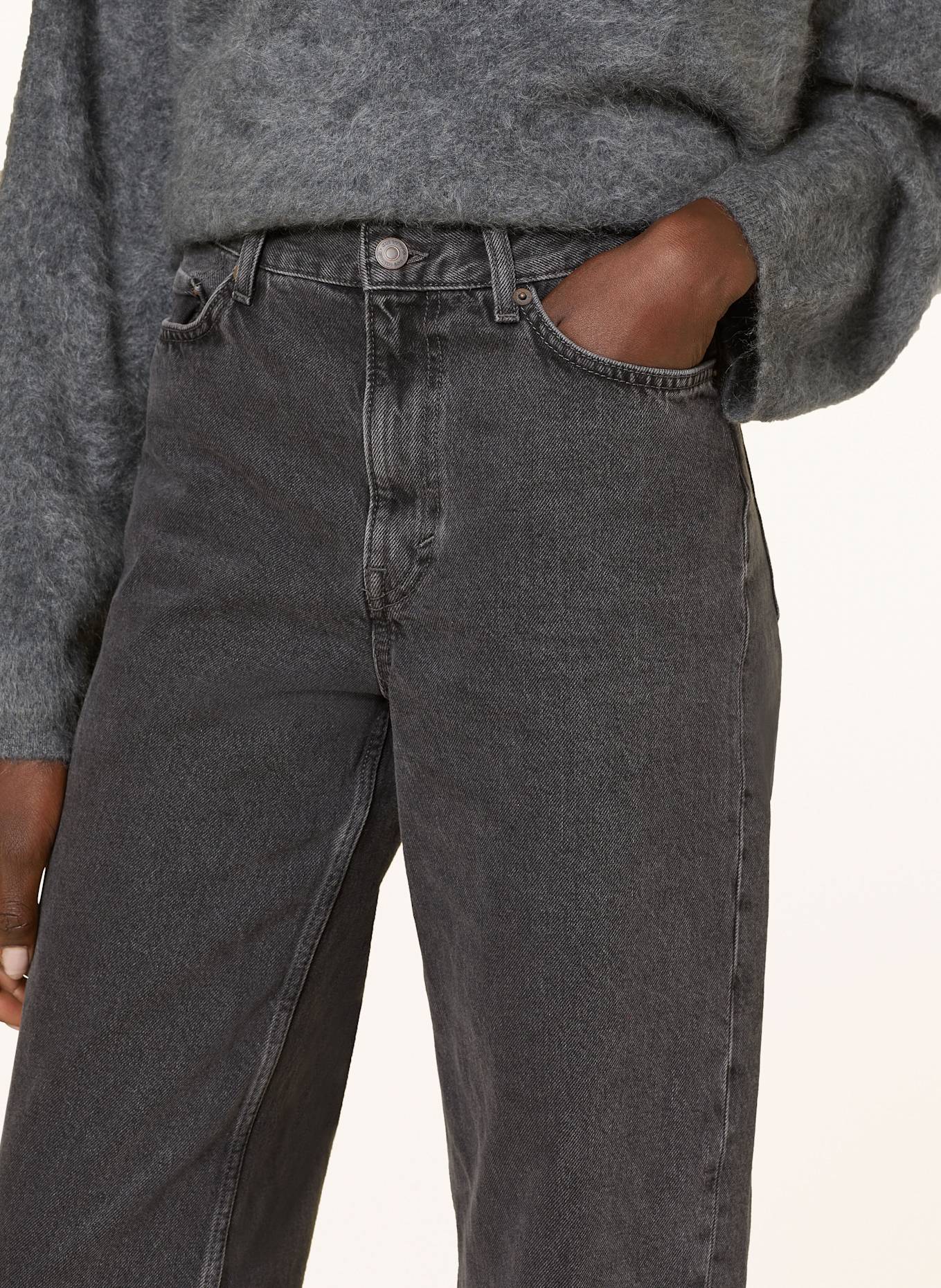 COS Džíny: 034 Black Dark