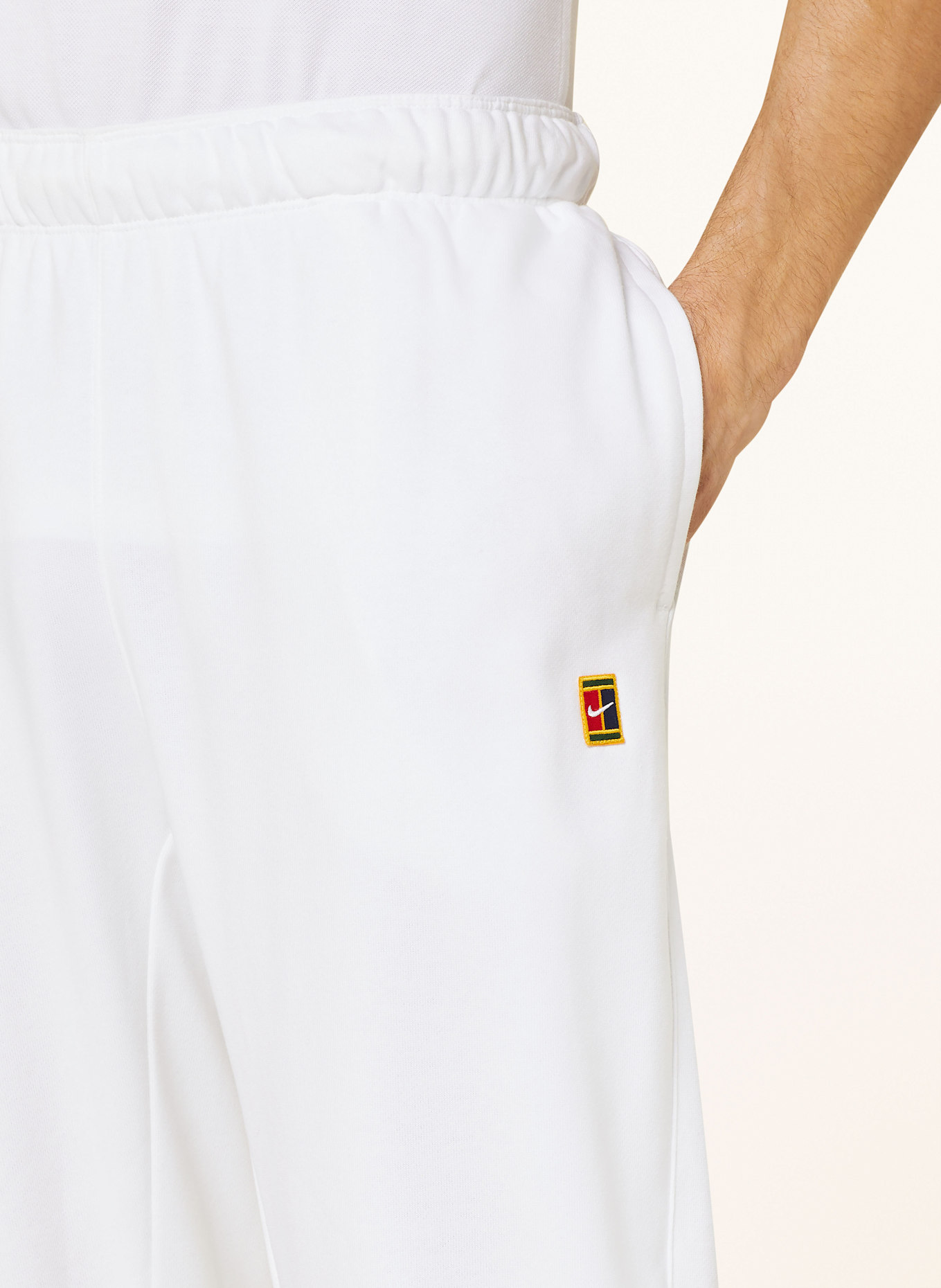 Nike COURT HERITAGE tennis pants in white