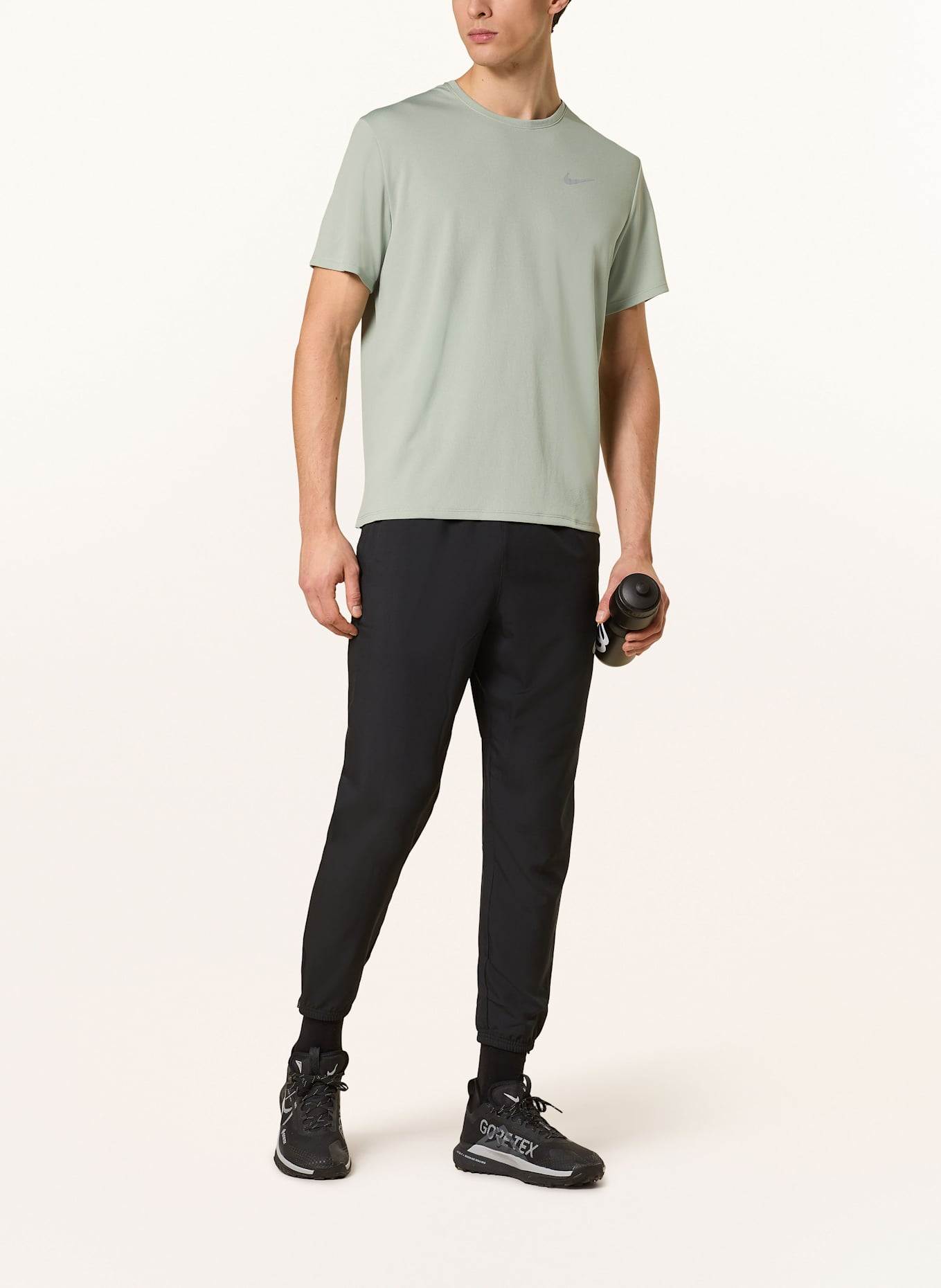 Nike Laufshirt MILER: HELLGRÜN